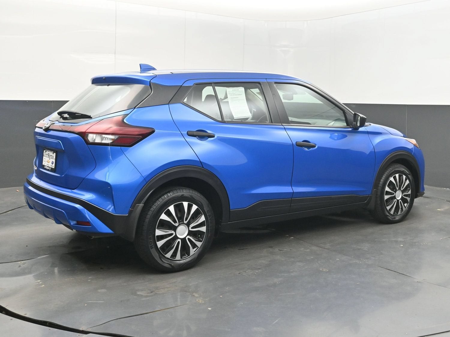 2023 Nissan Kicks S