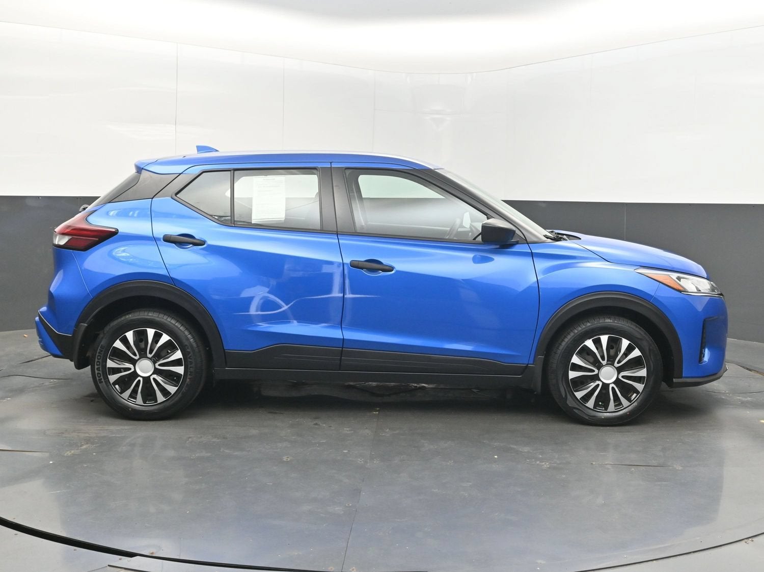 2023 Nissan Kicks S