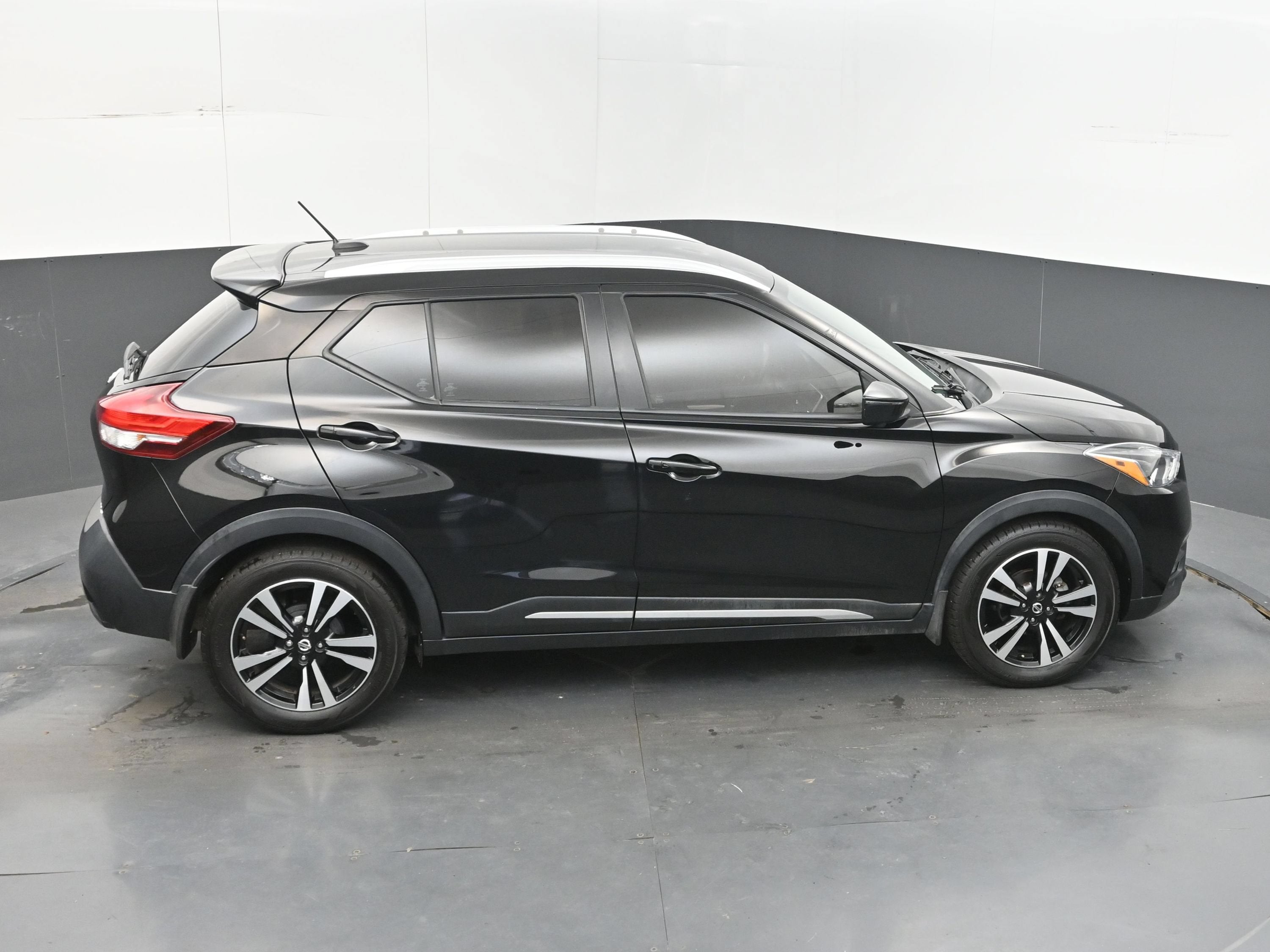 2018 Nissan Kicks SR