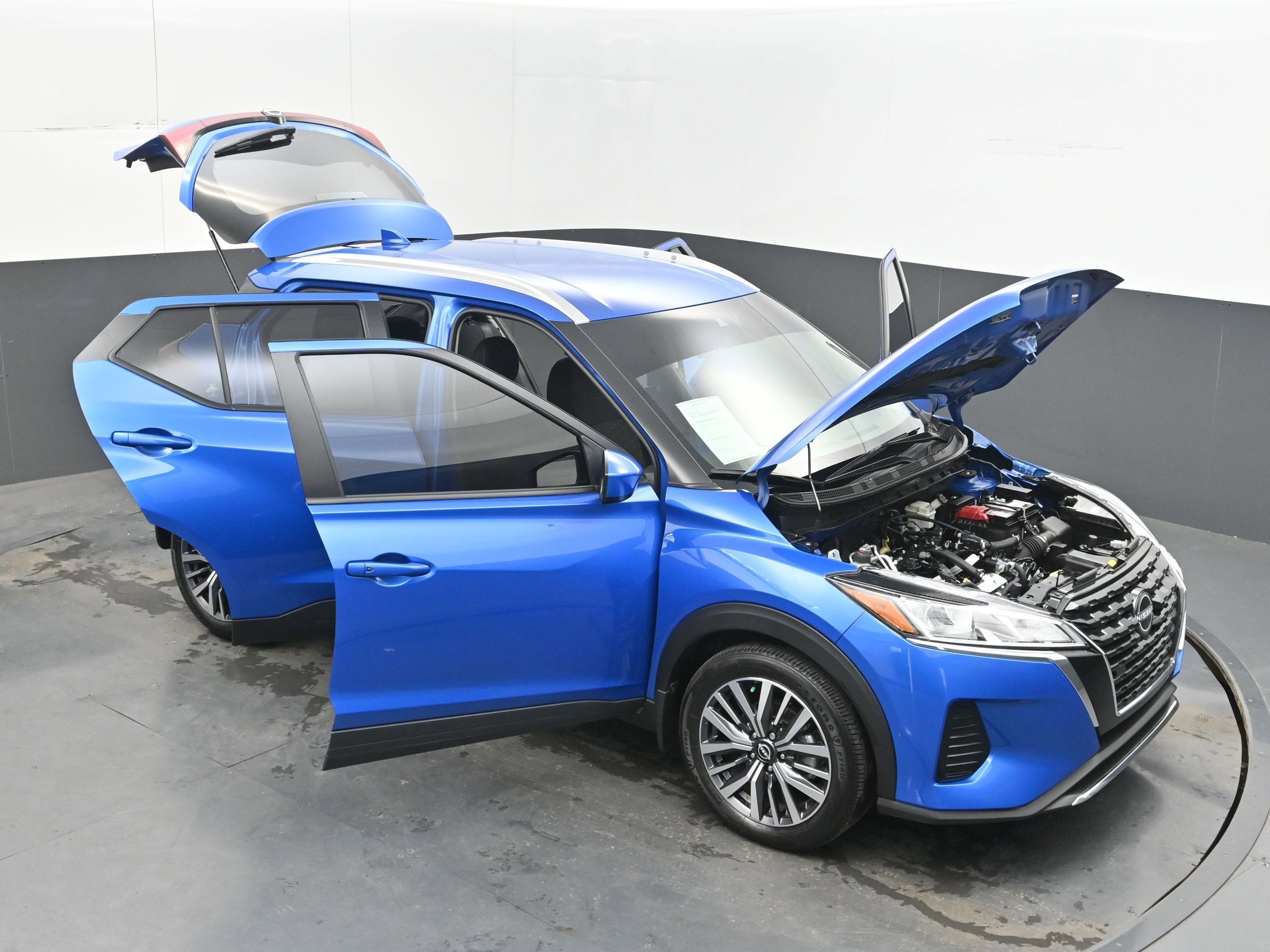 2024 Nissan Kicks SV