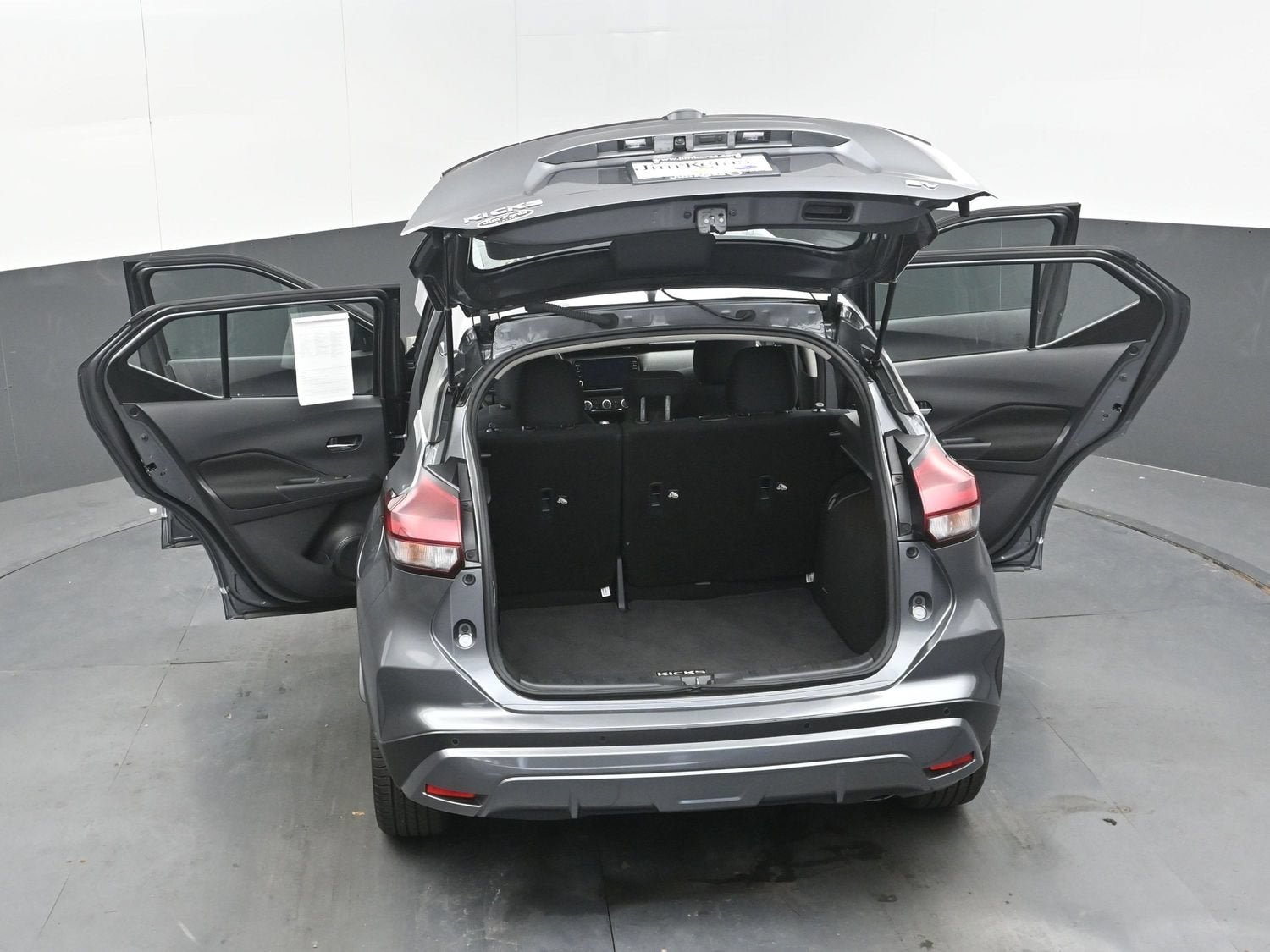 2024 Nissan Kicks SV