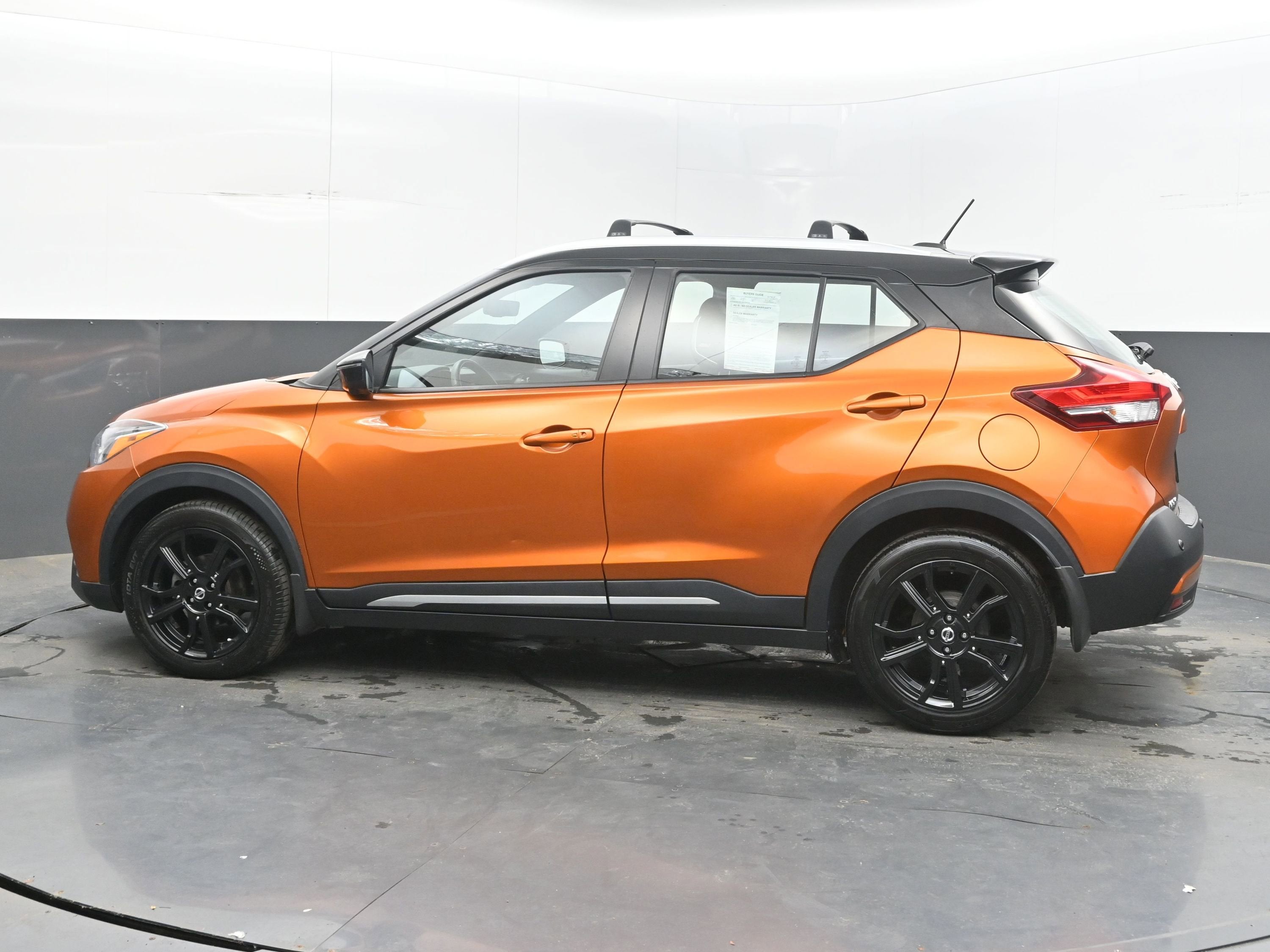2020 Nissan Kicks SR