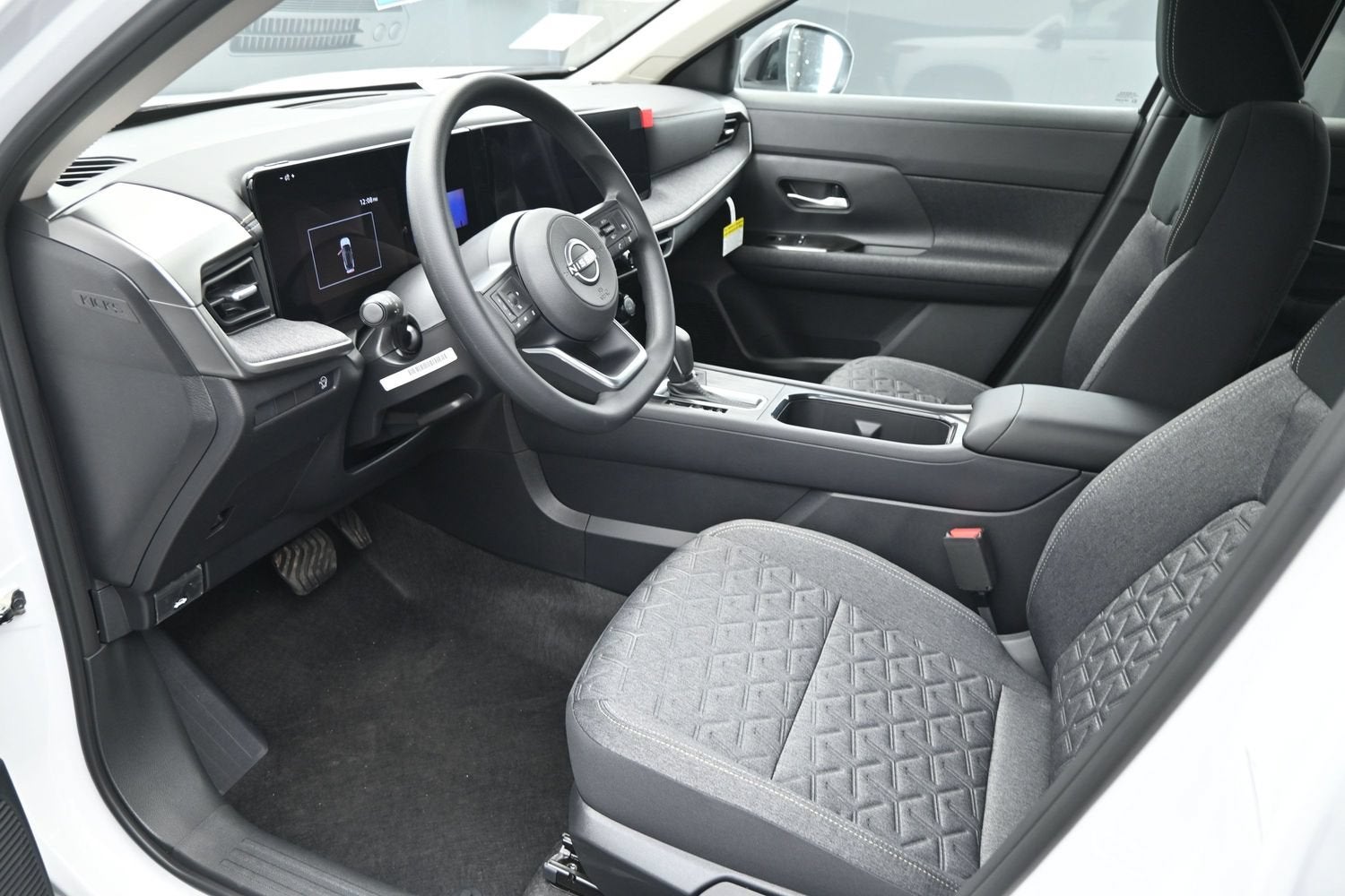 2027 Nissan KICKS SV PREMIUM
