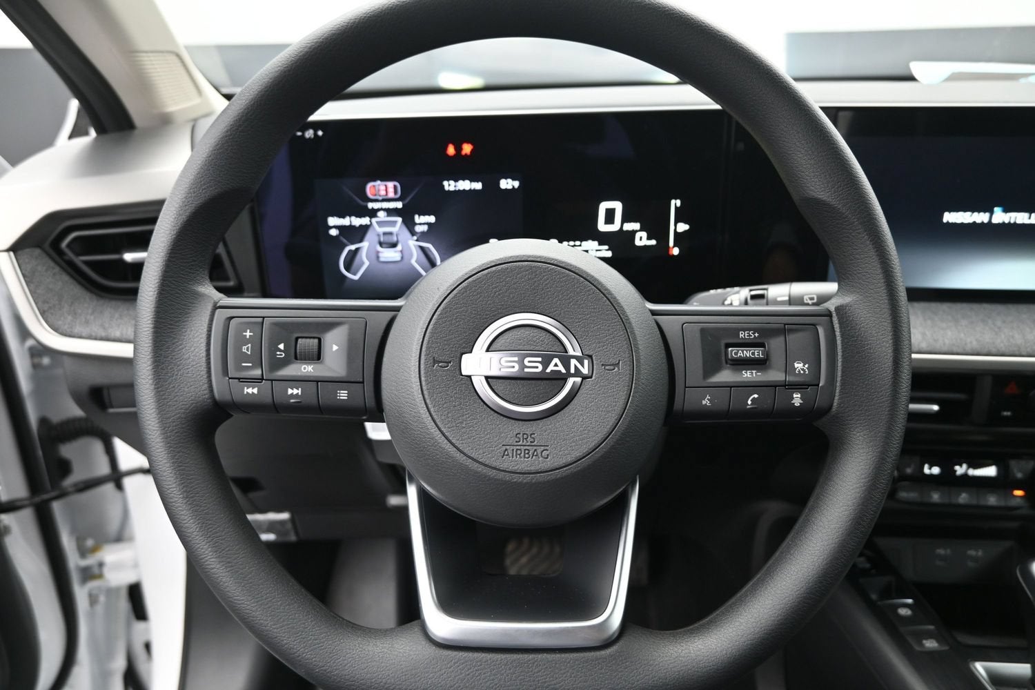 2027 Nissan KICKS SV PREMIUM
