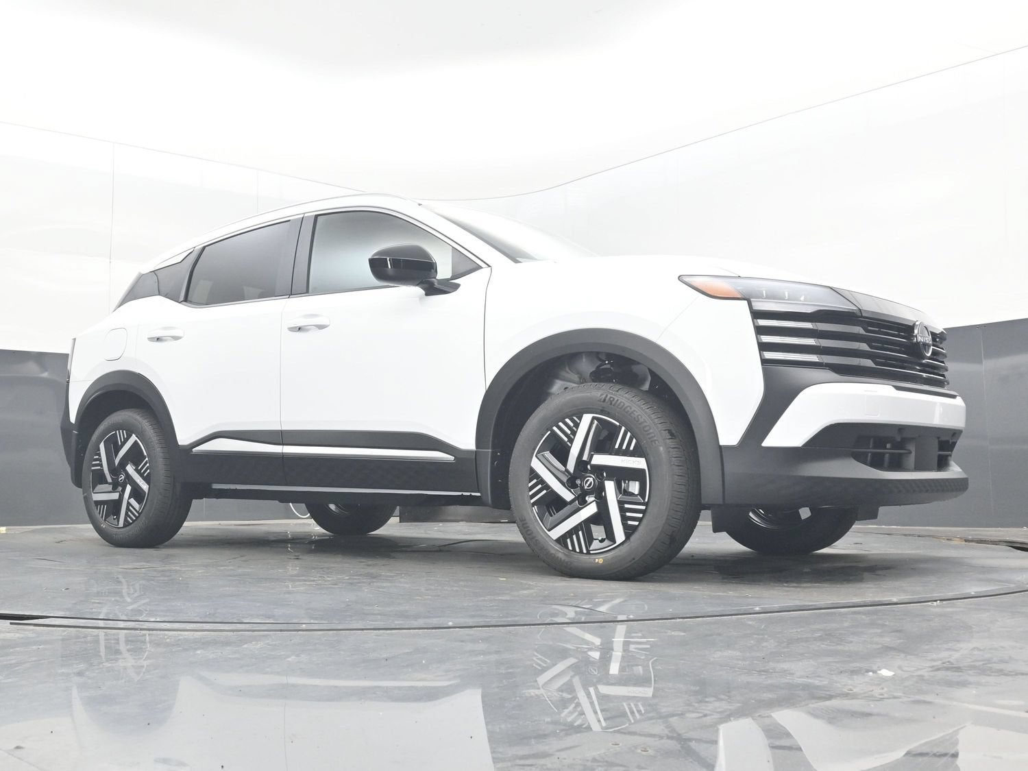 2027 Nissan KICKS SV PREMIUM