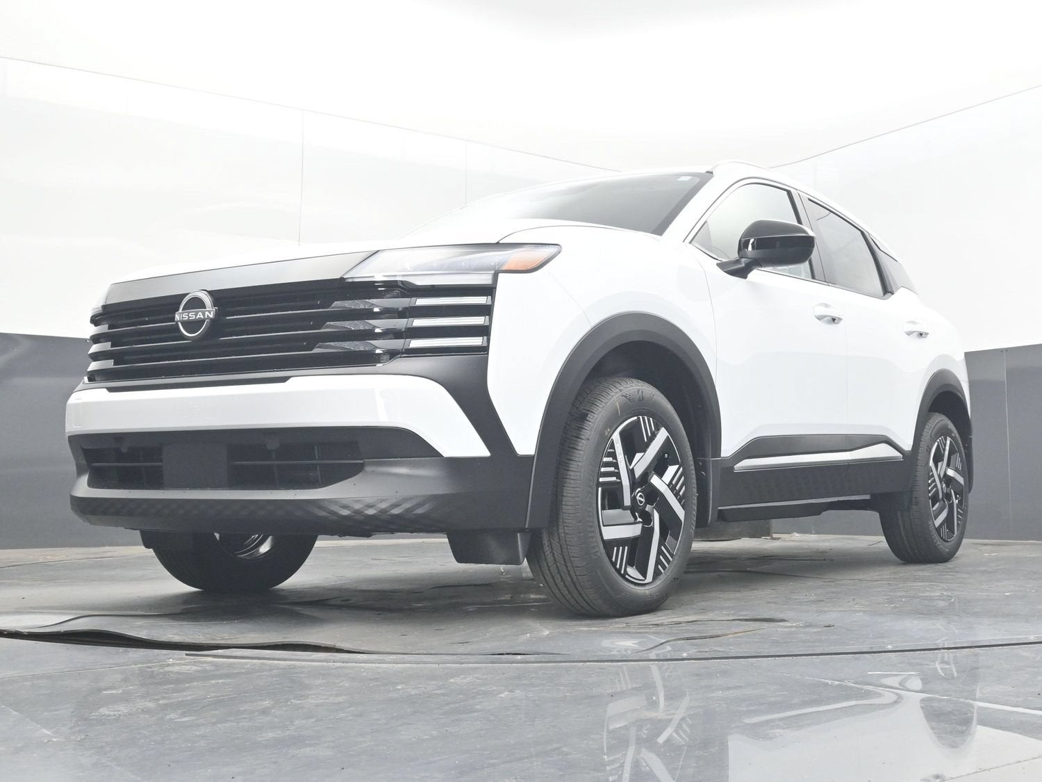 2027 Nissan KICKS SV PREMIUM