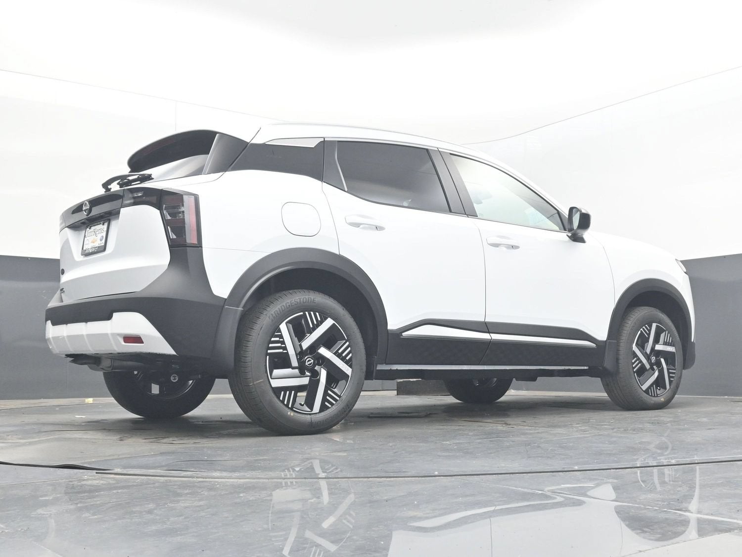 2027 Nissan KICKS SV PREMIUM