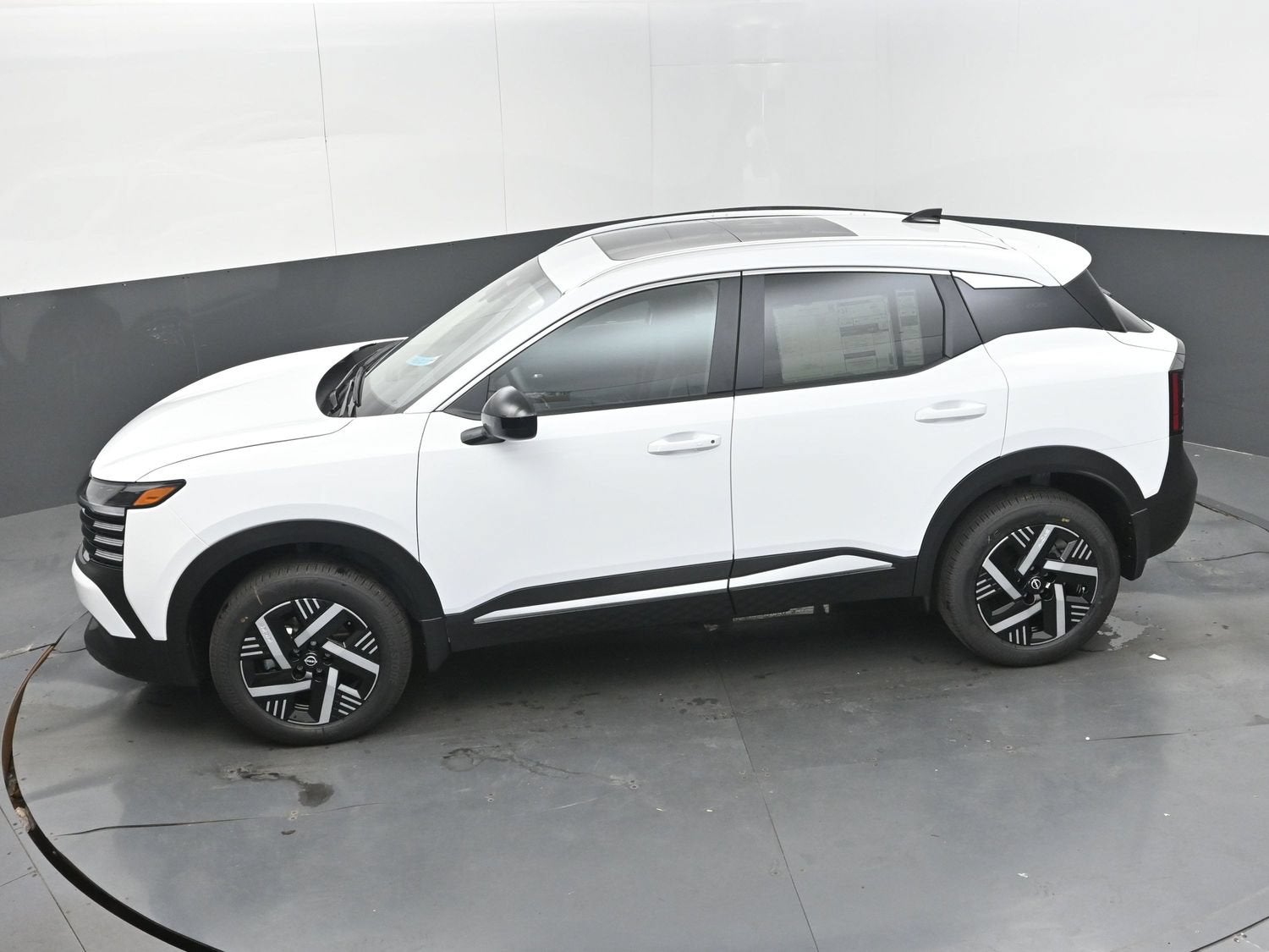 2027 Nissan KICKS SV PREMIUM