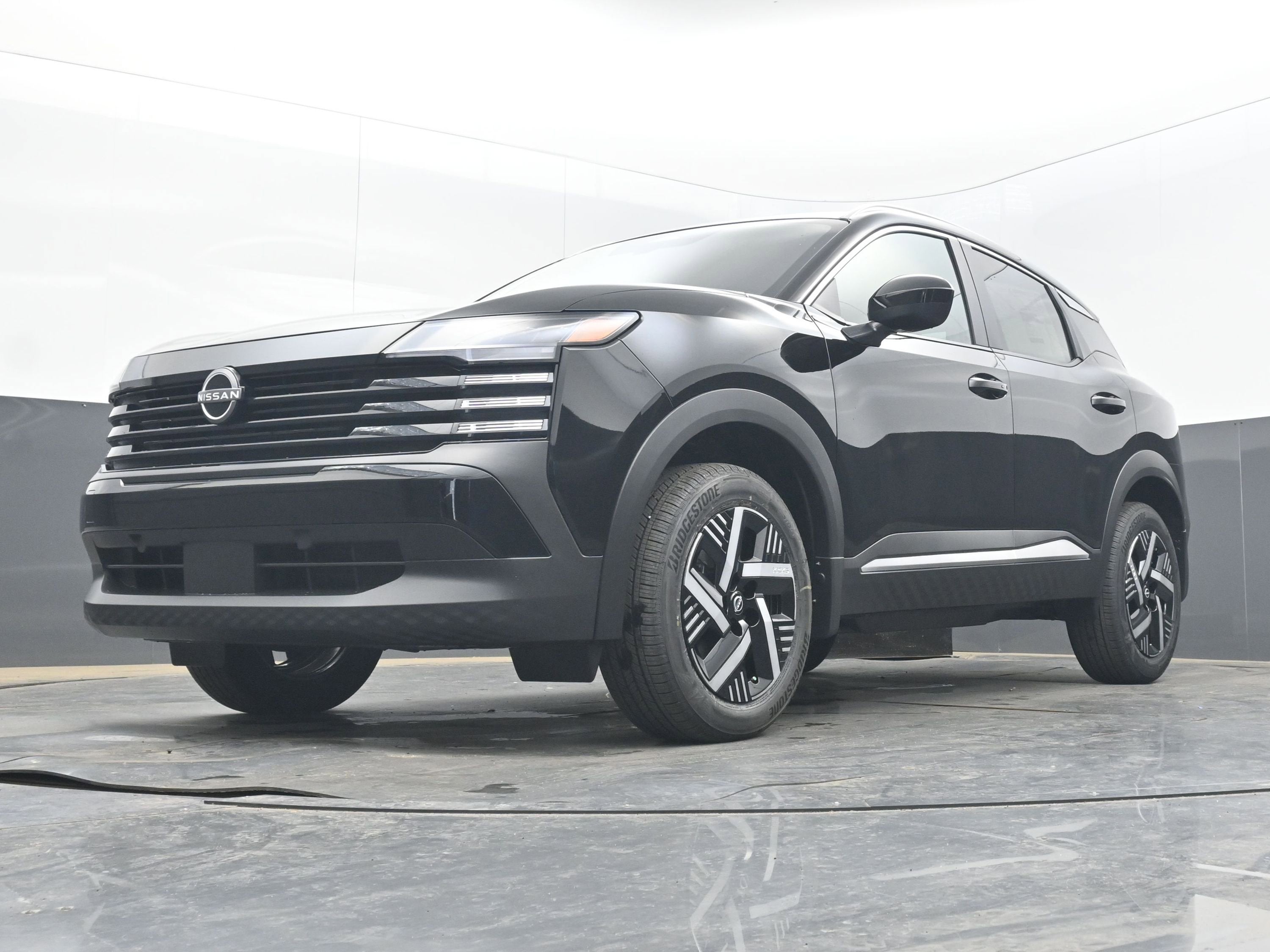 2026 Nissan KICKS SV PREMIUM