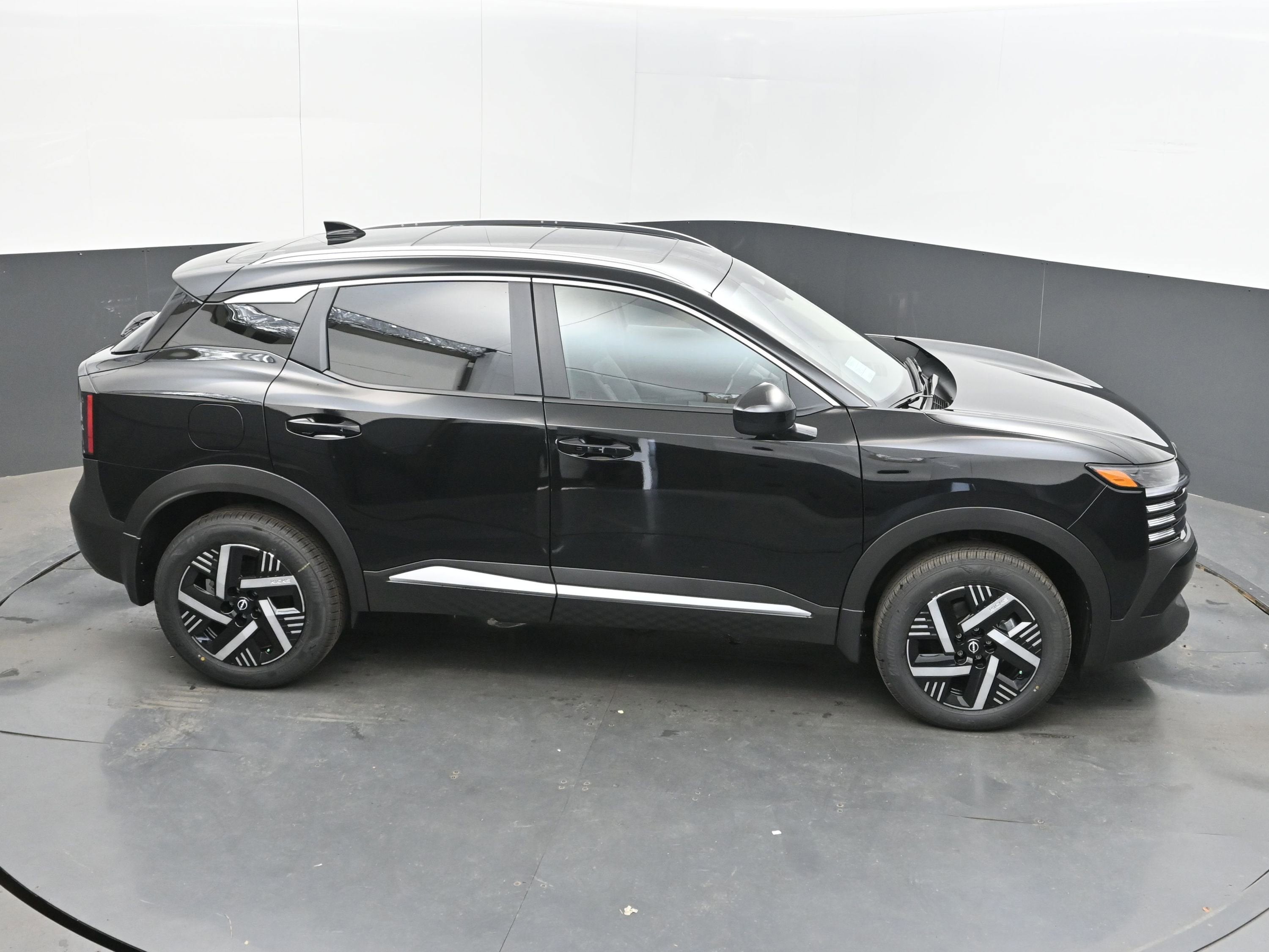 2026 Nissan KICKS SV PREMIUM