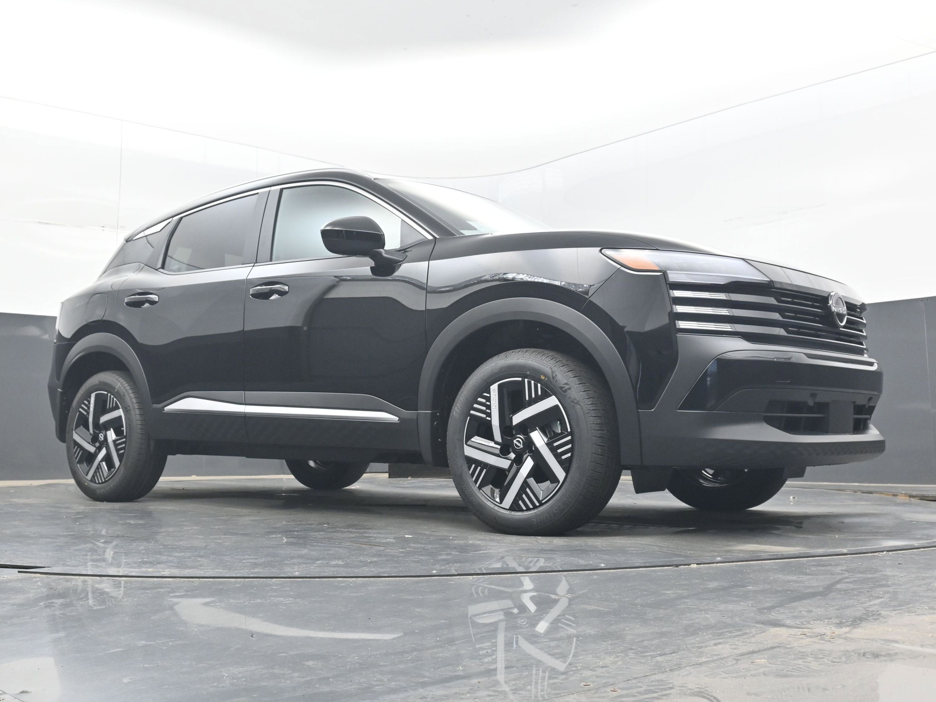 2026 Nissan KICKS SV PREMIUM