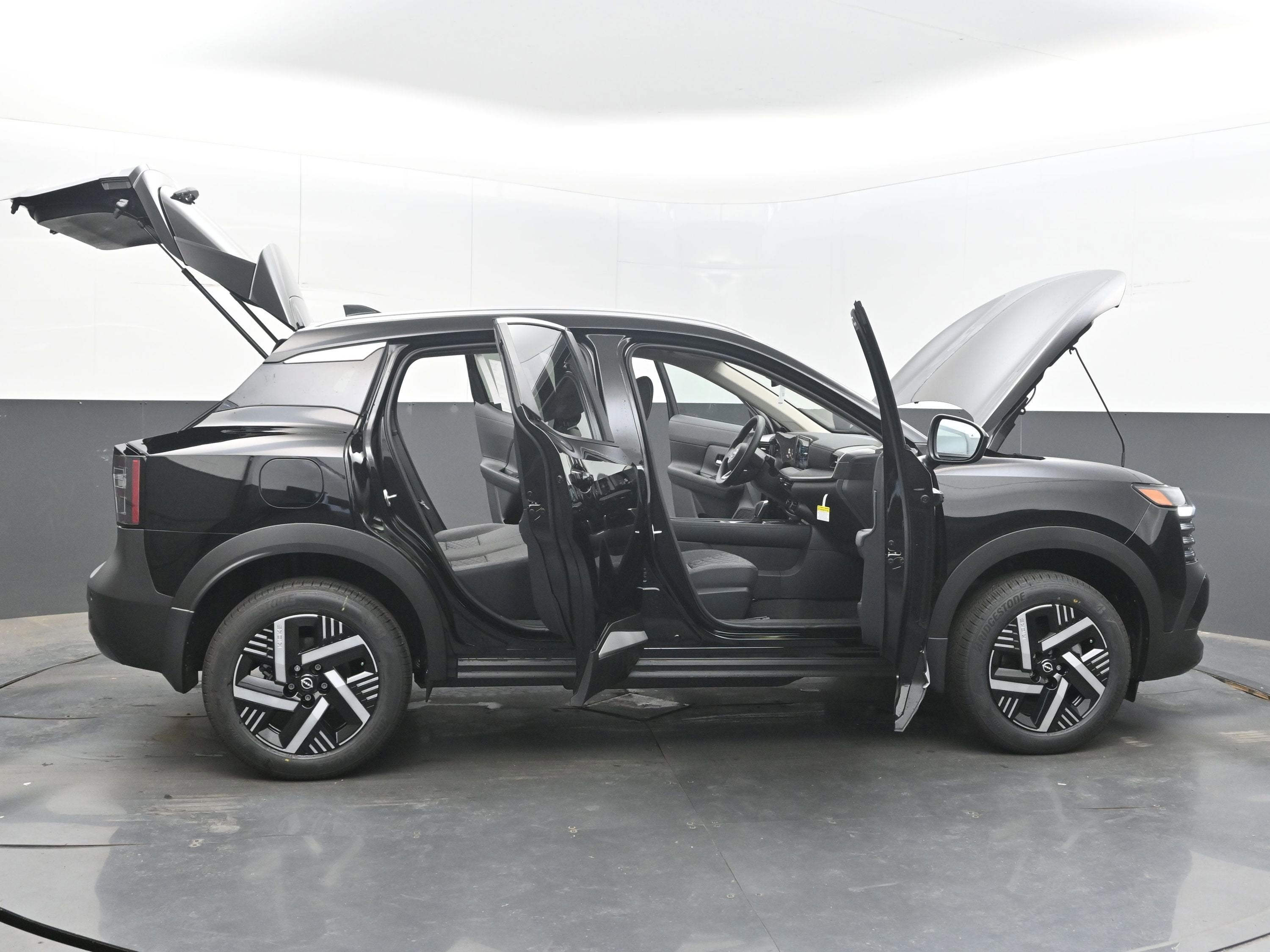 2026 Nissan KICKS SV PREMIUM