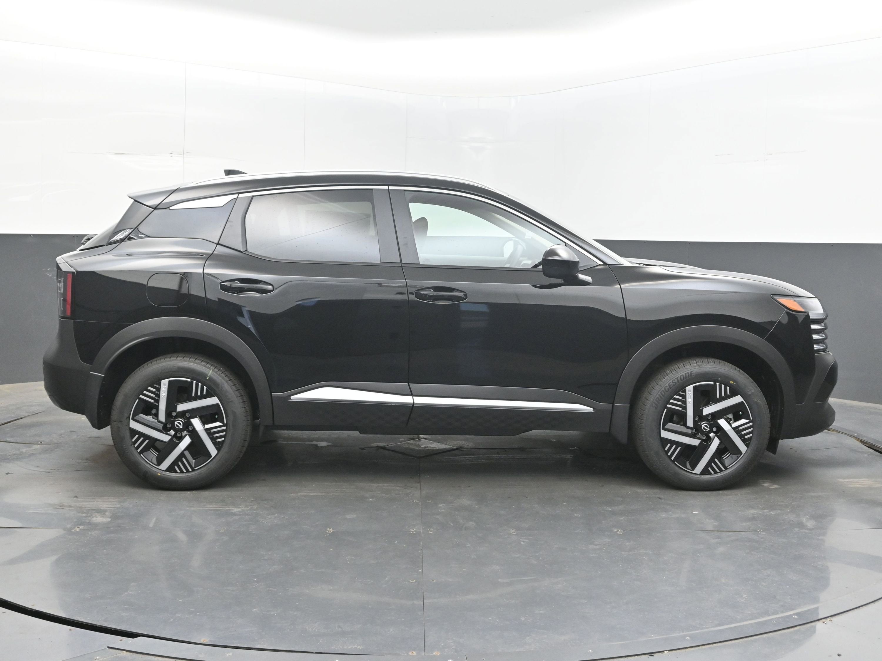 2026 Nissan KICKS SV PREMIUM