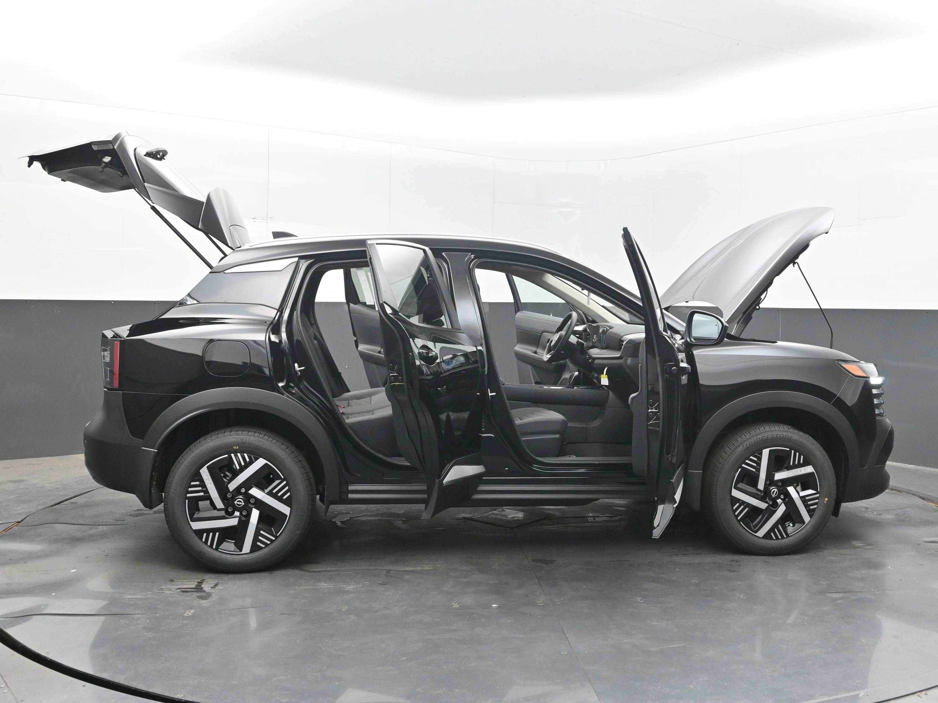 2026 Nissan KICKS SV PREMIUM