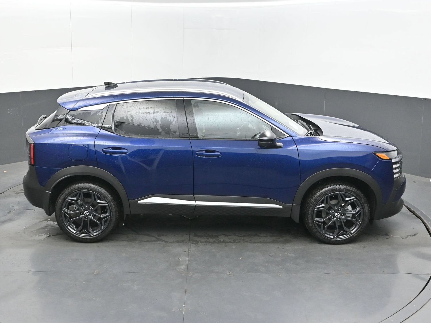 2027 Nissan KICKS SR