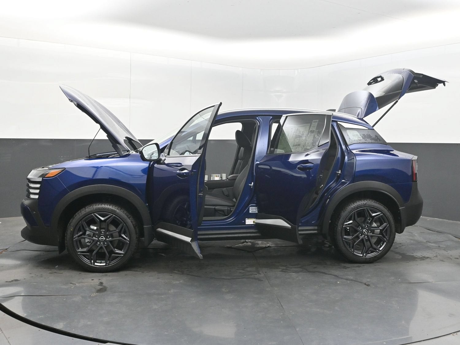 2027 Nissan KICKS SR