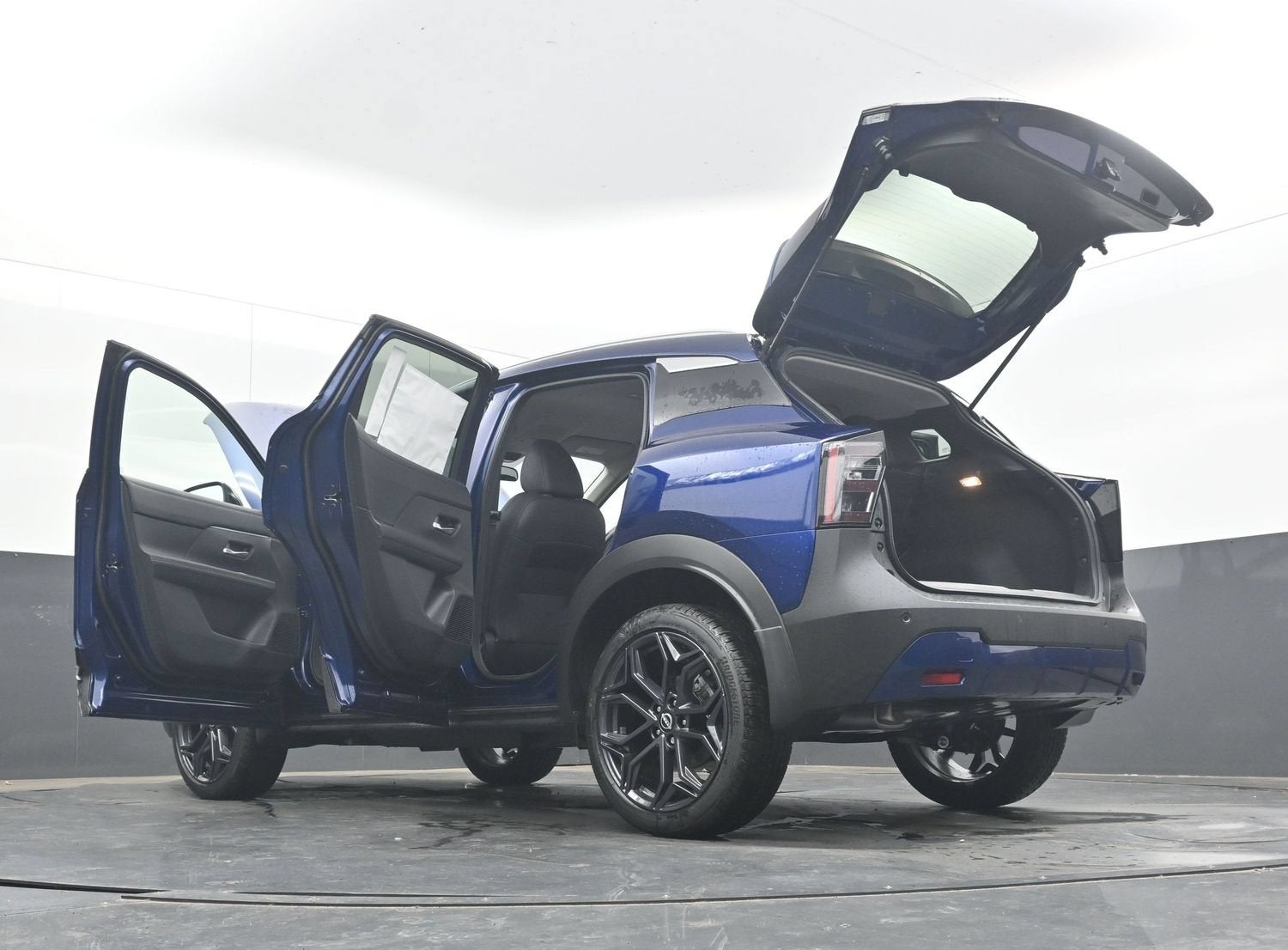 2027 Nissan KICKS SR