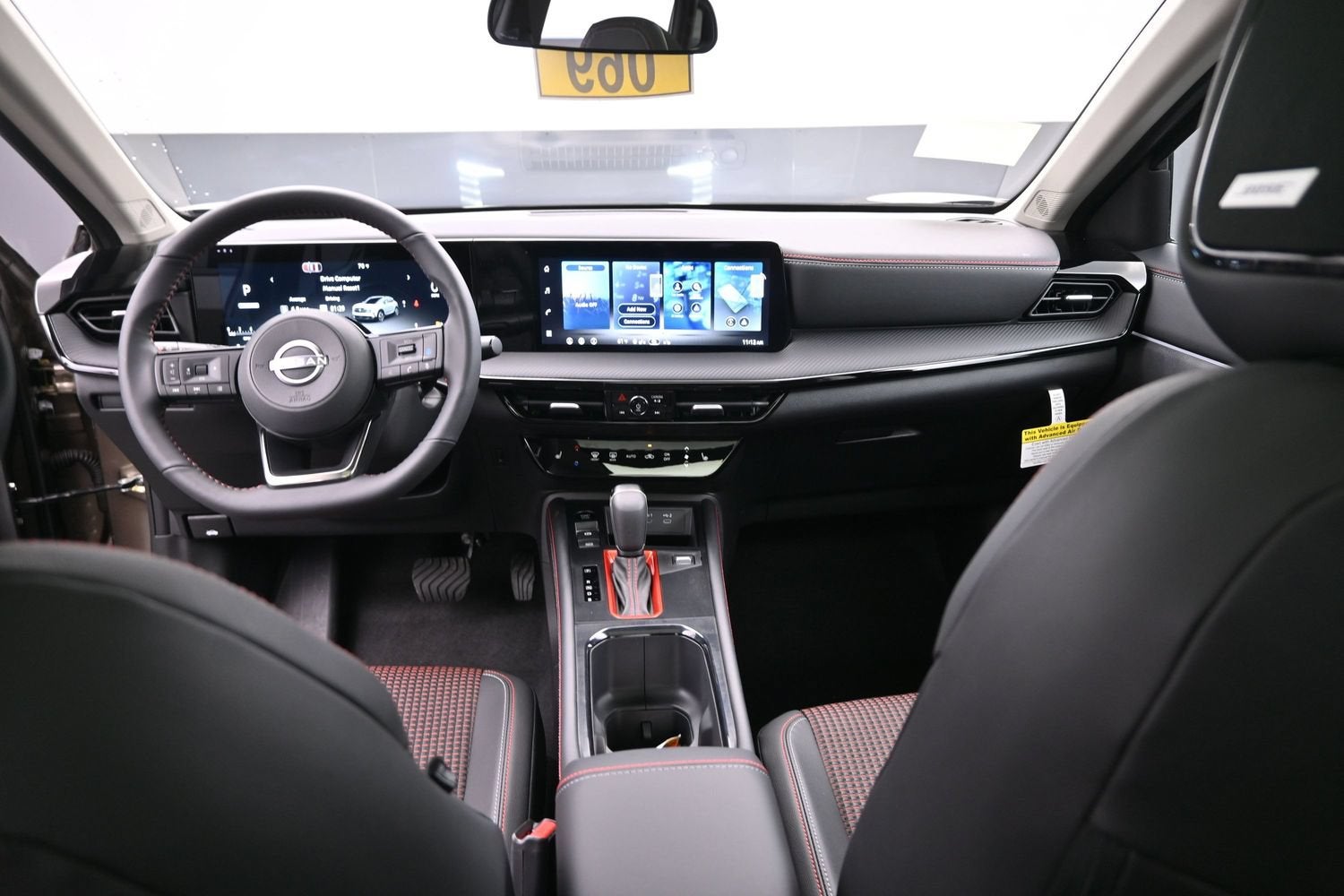 2027 Nissan KICKS SR PREMIUM