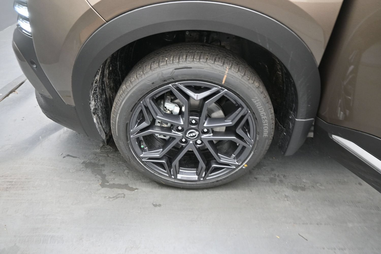2027 Nissan KICKS SR PREMIUM