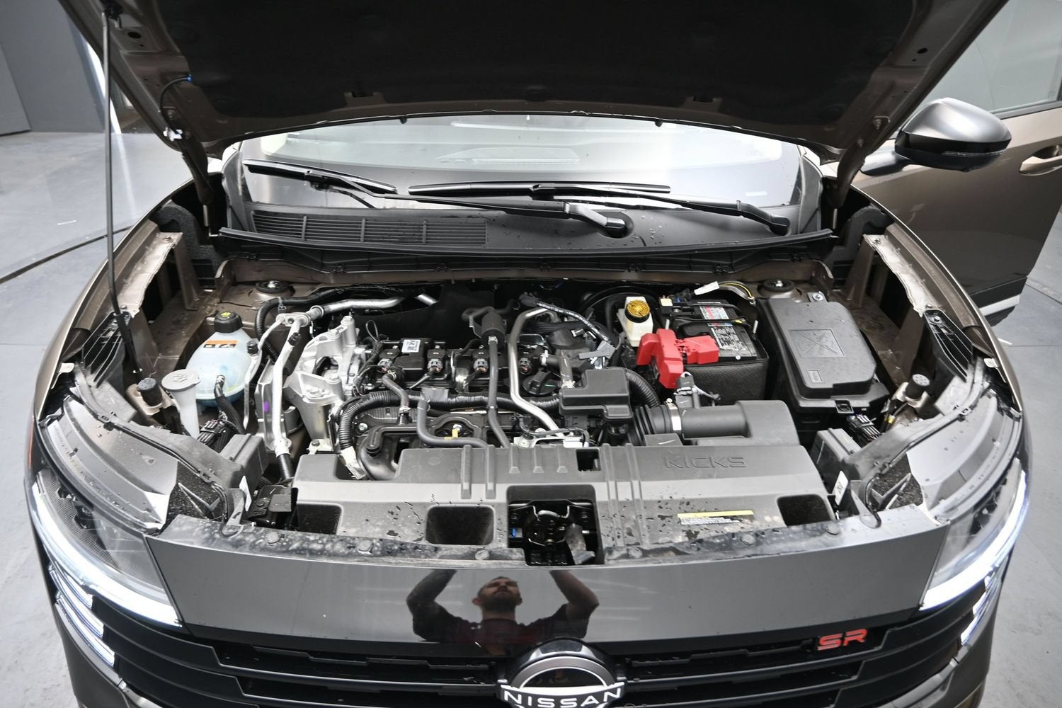 2027 Nissan KICKS SR PREMIUM
