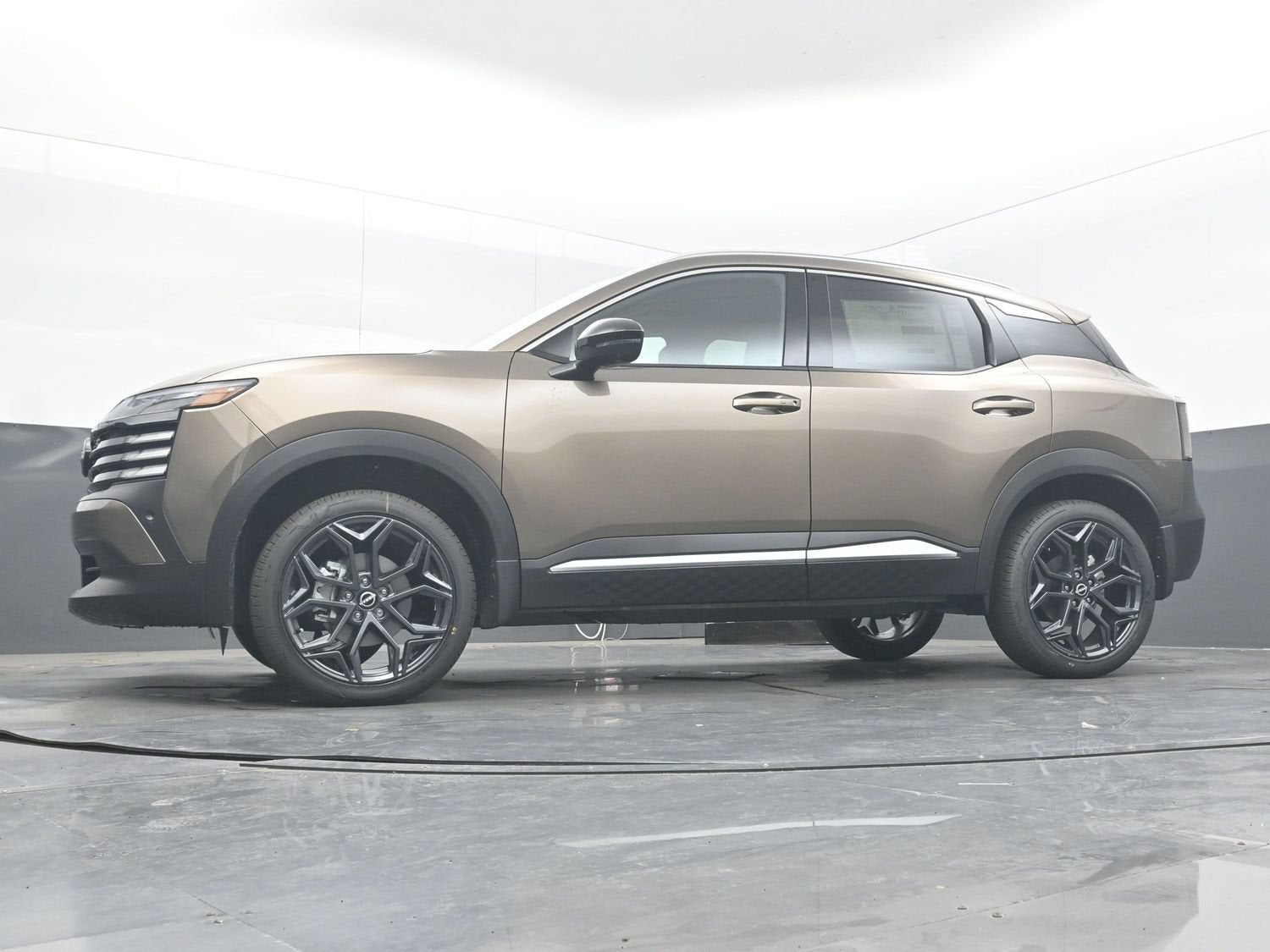 2027 Nissan KICKS SR PREMIUM
