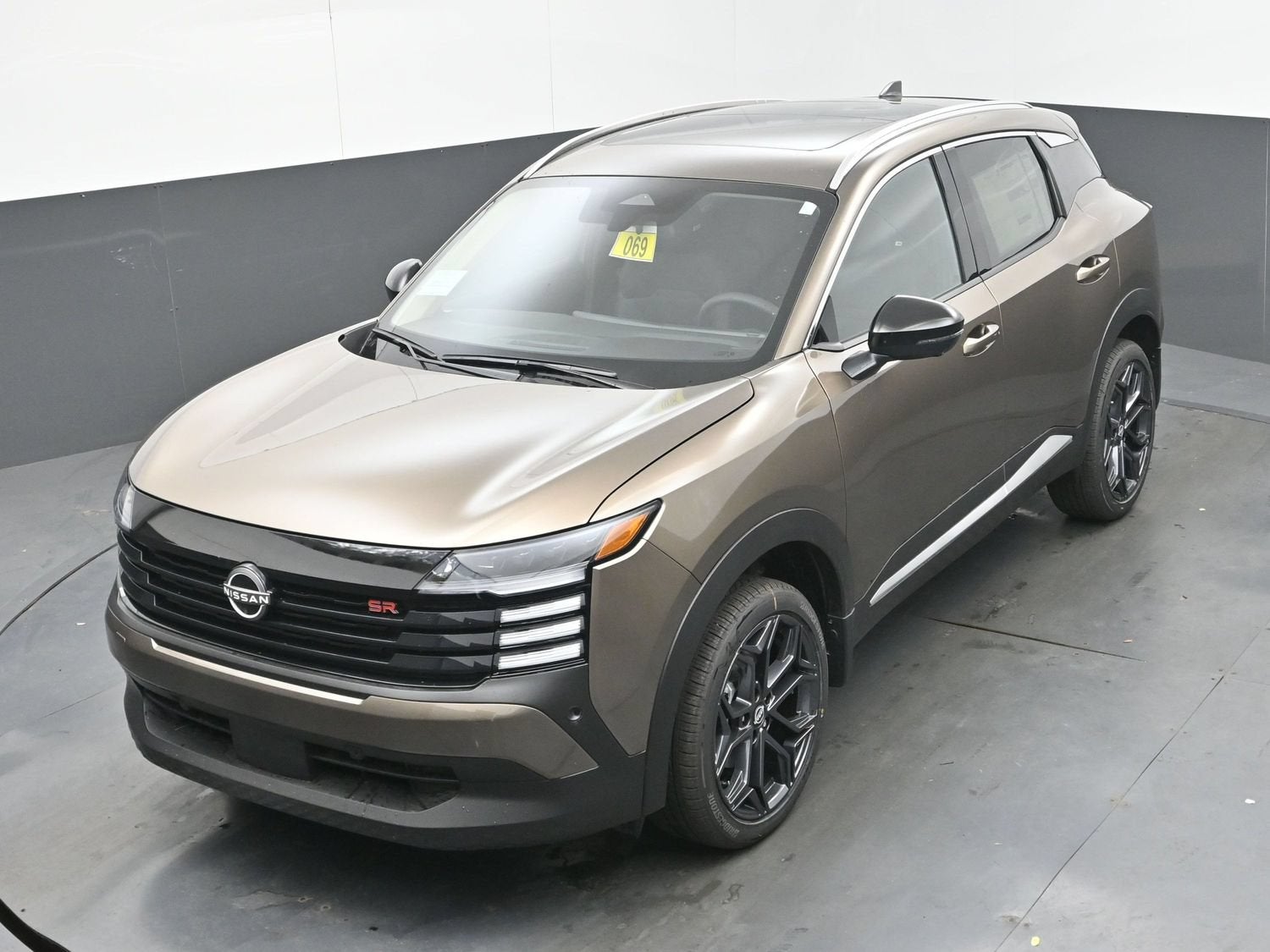 2027 Nissan KICKS SR PREMIUM