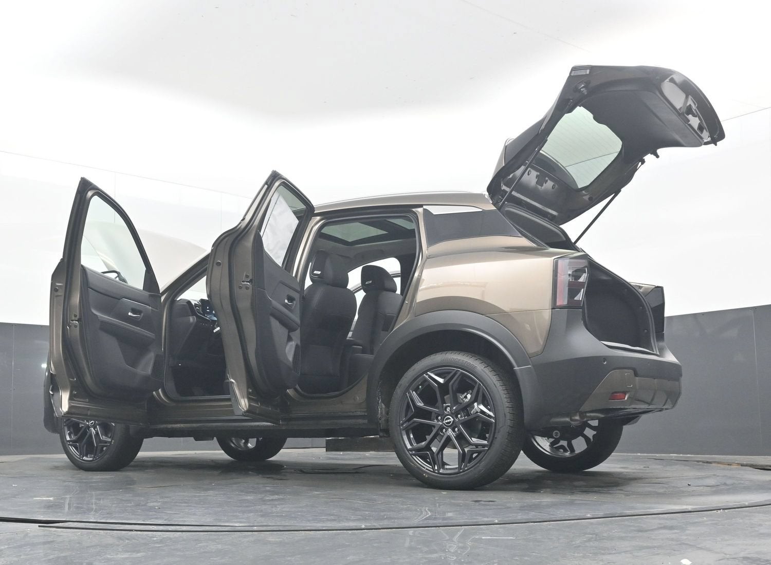 2027 Nissan KICKS SR PREMIUM