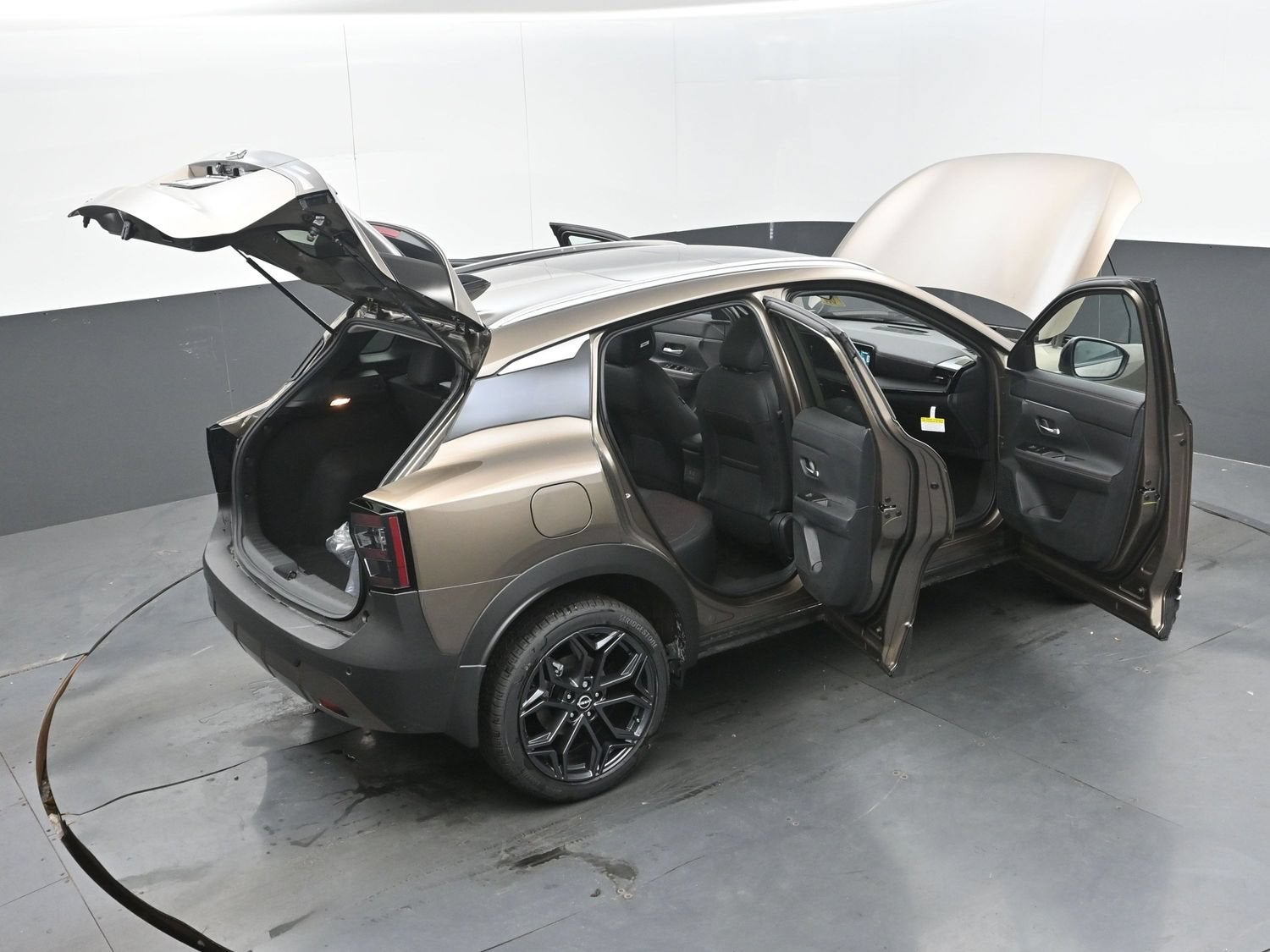 2027 Nissan KICKS SR PREMIUM