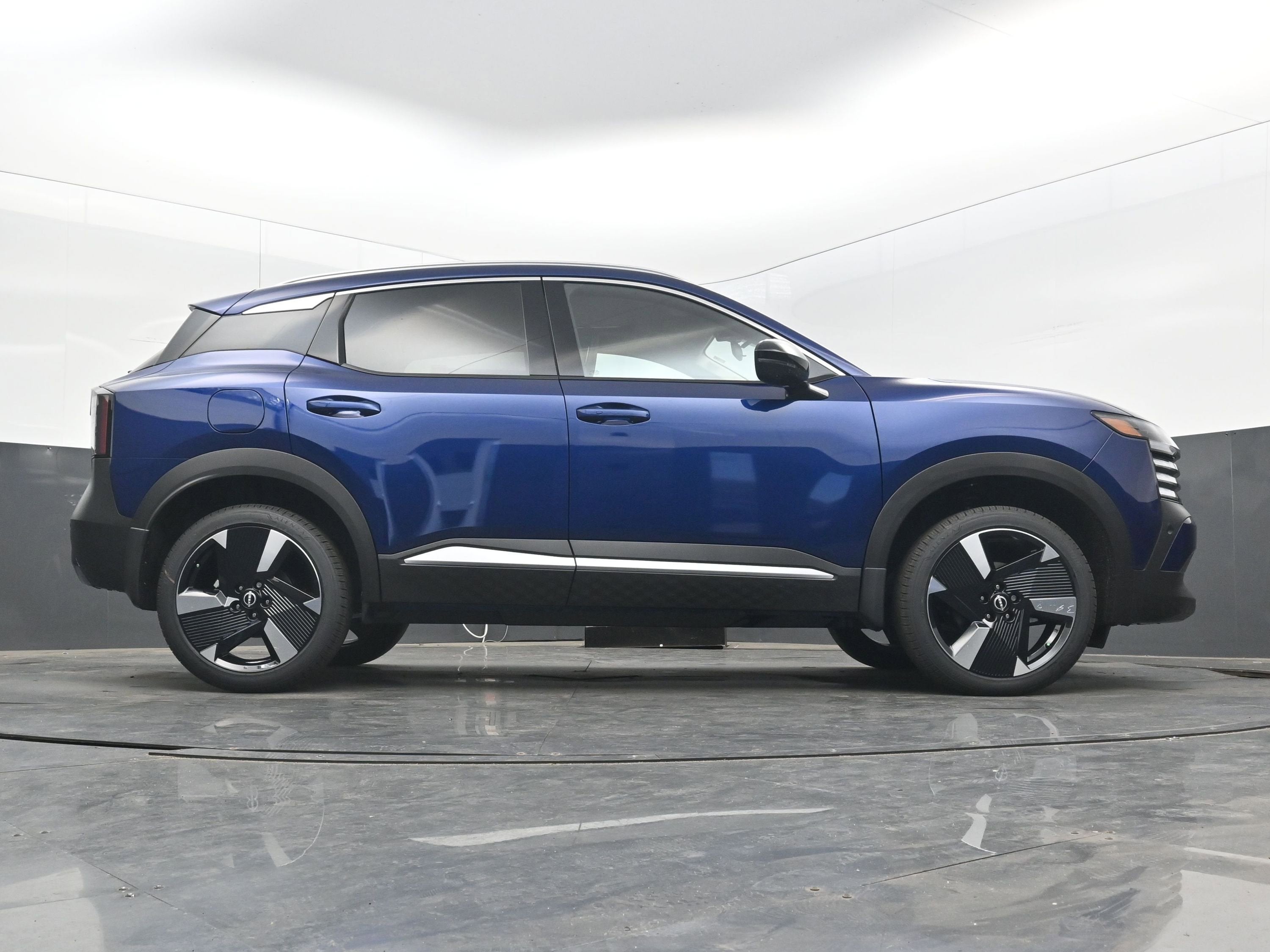 2026 Nissan KICKS SR PREMIUM