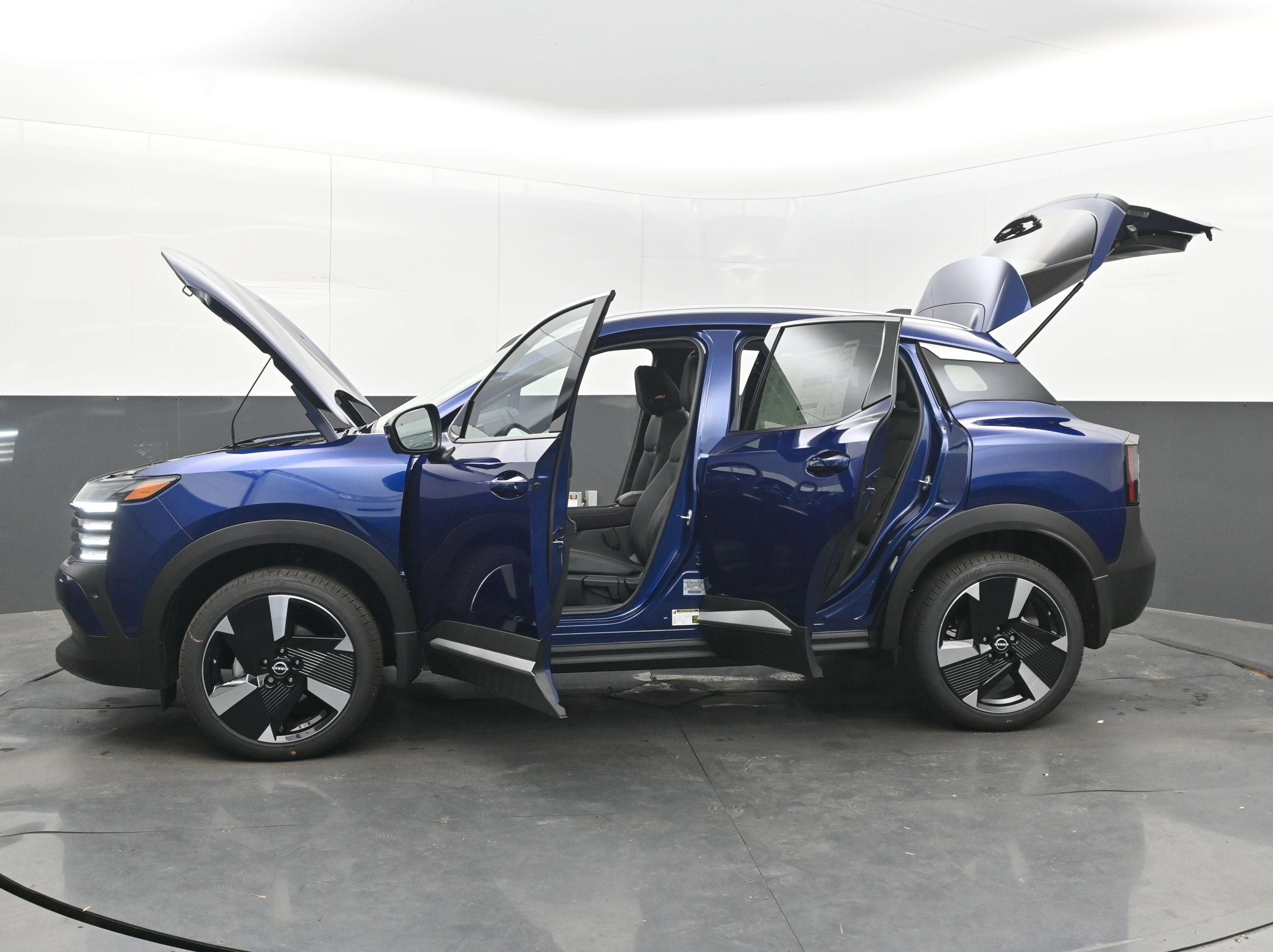 2026 Nissan KICKS SR PREMIUM