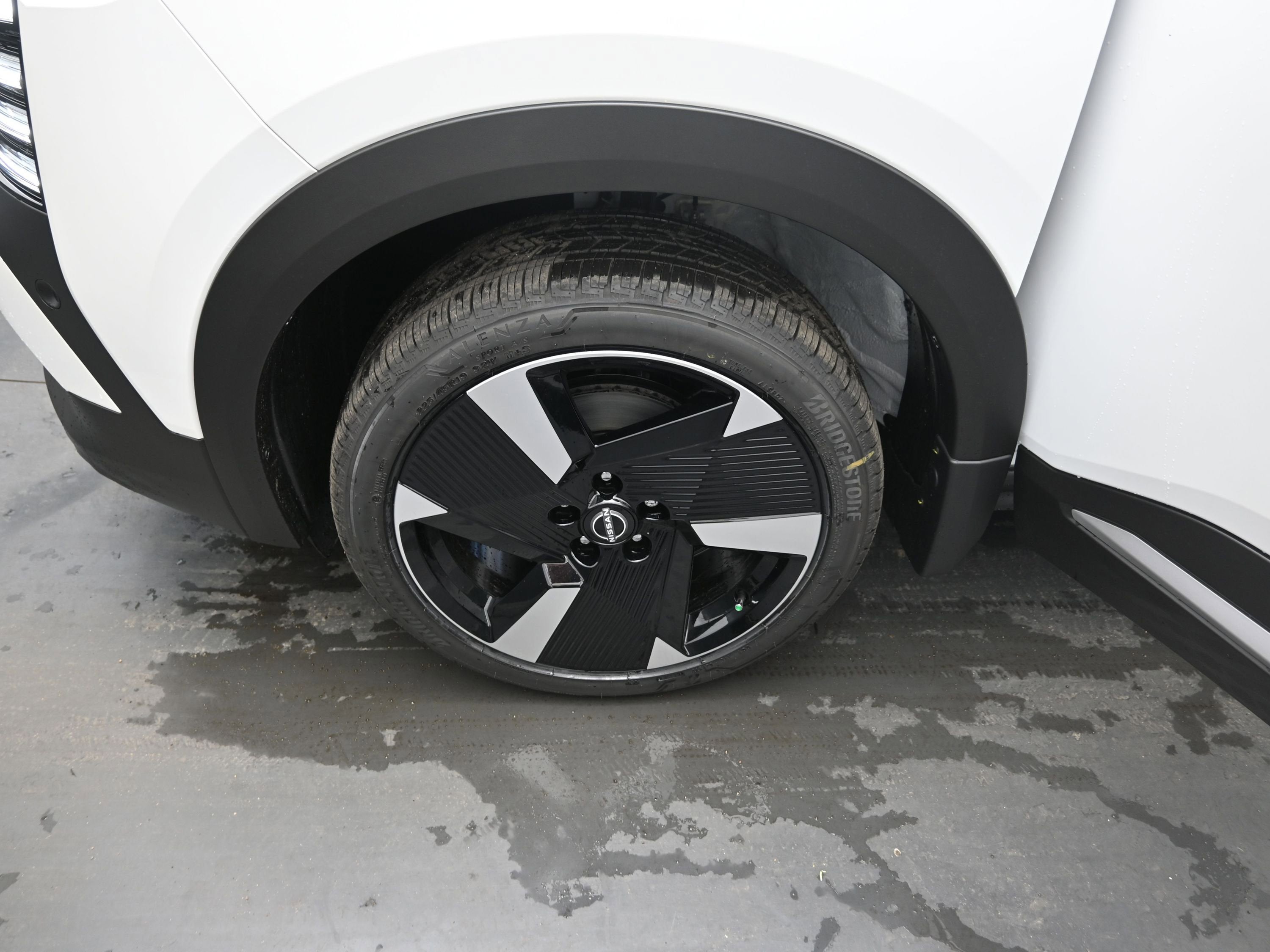 2026 Nissan KICKS SR PREMIUM