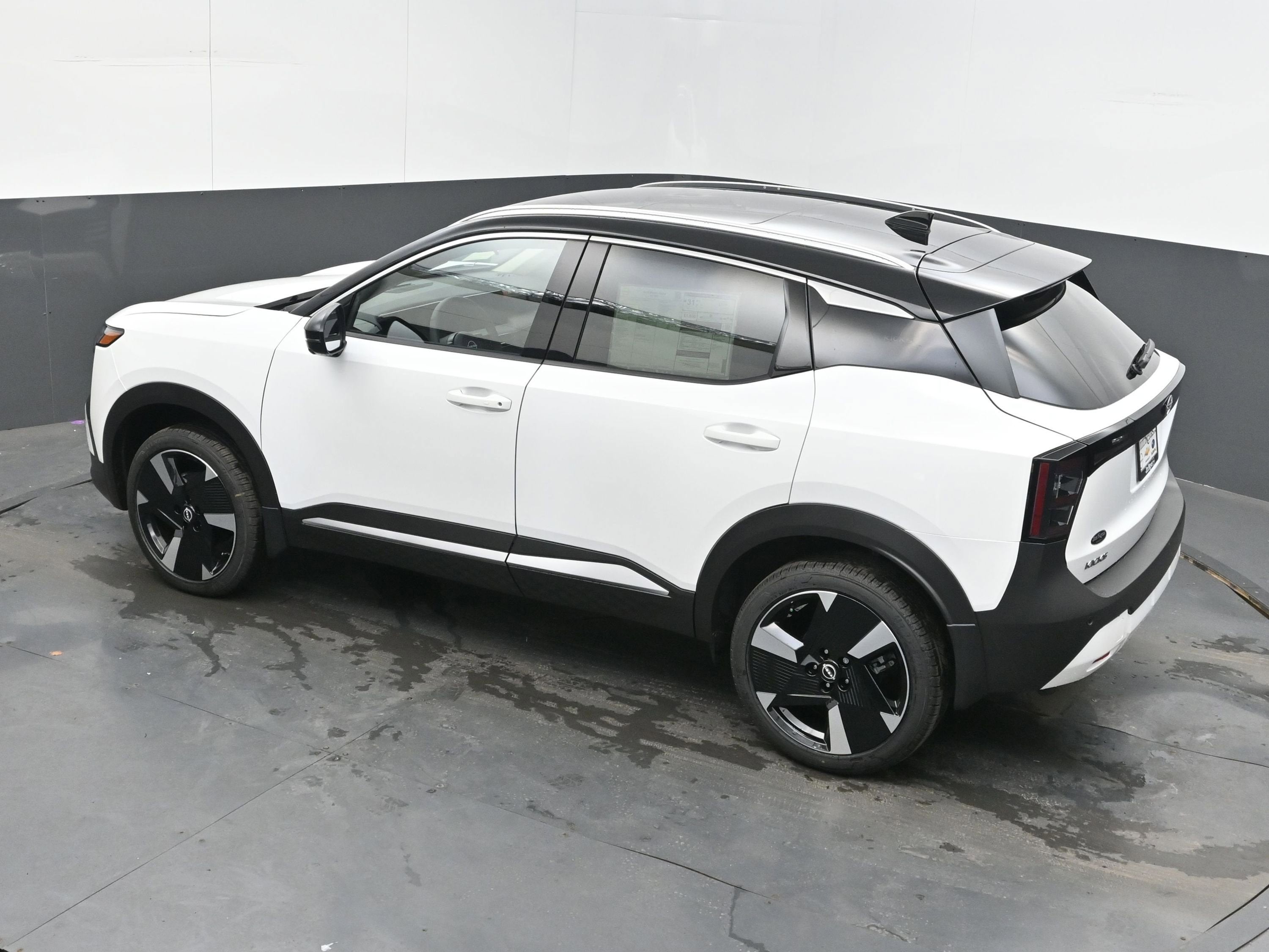 2026 Nissan KICKS SR PREMIUM