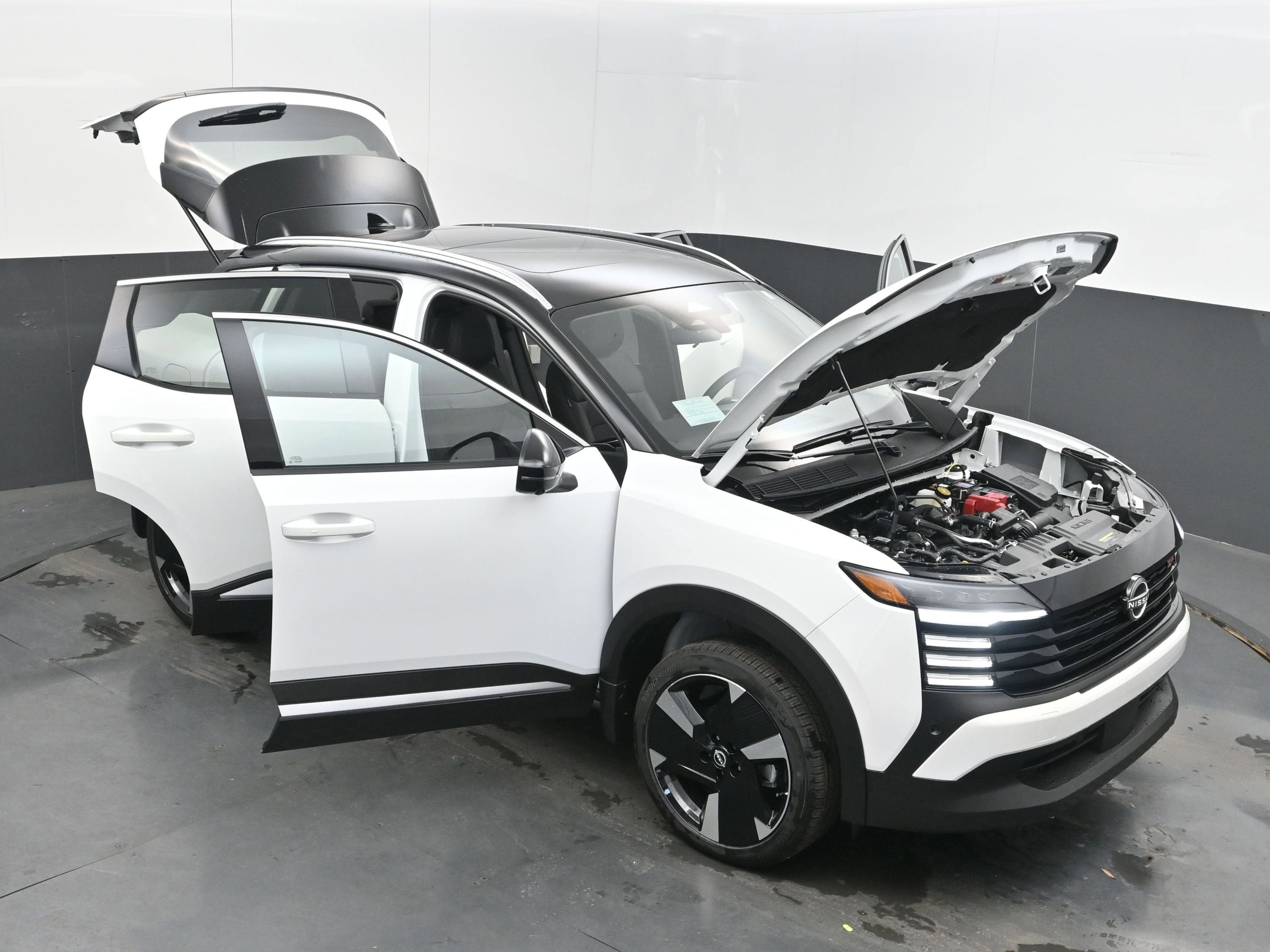 2026 Nissan KICKS SR PREMIUM