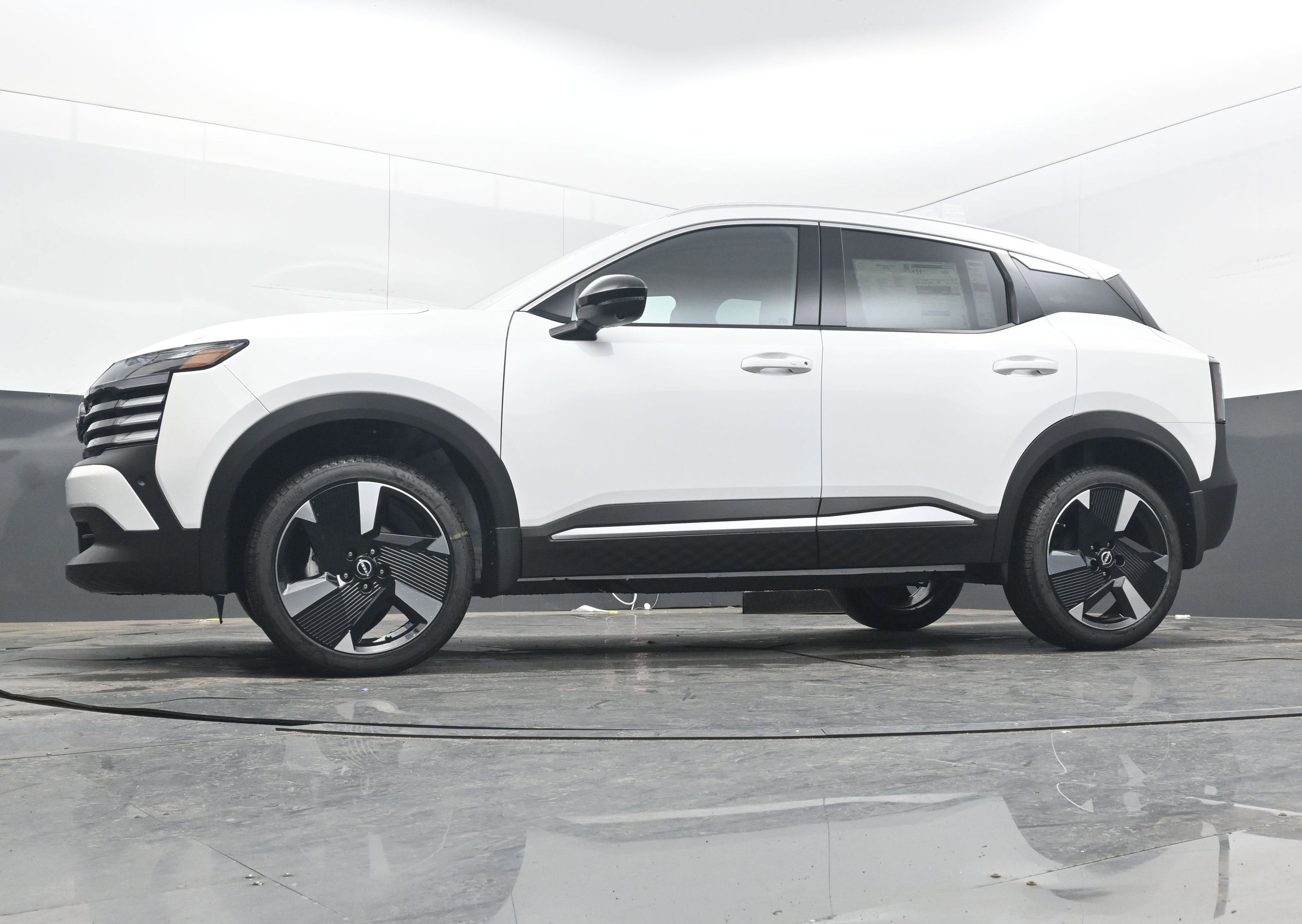 2026 Nissan KICKS SR PREMIUM