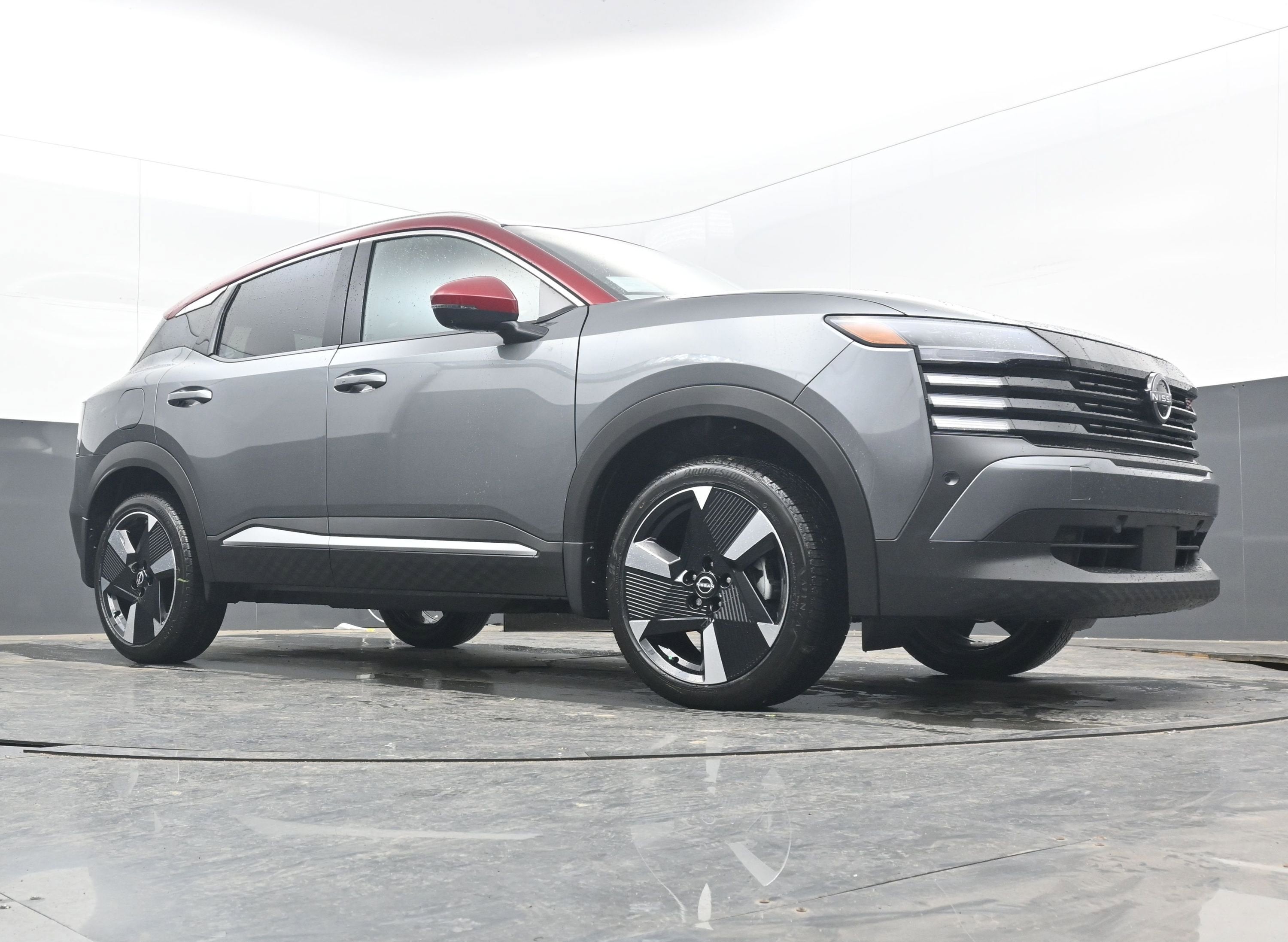 2026 Nissan KICKS SR PREMIUM