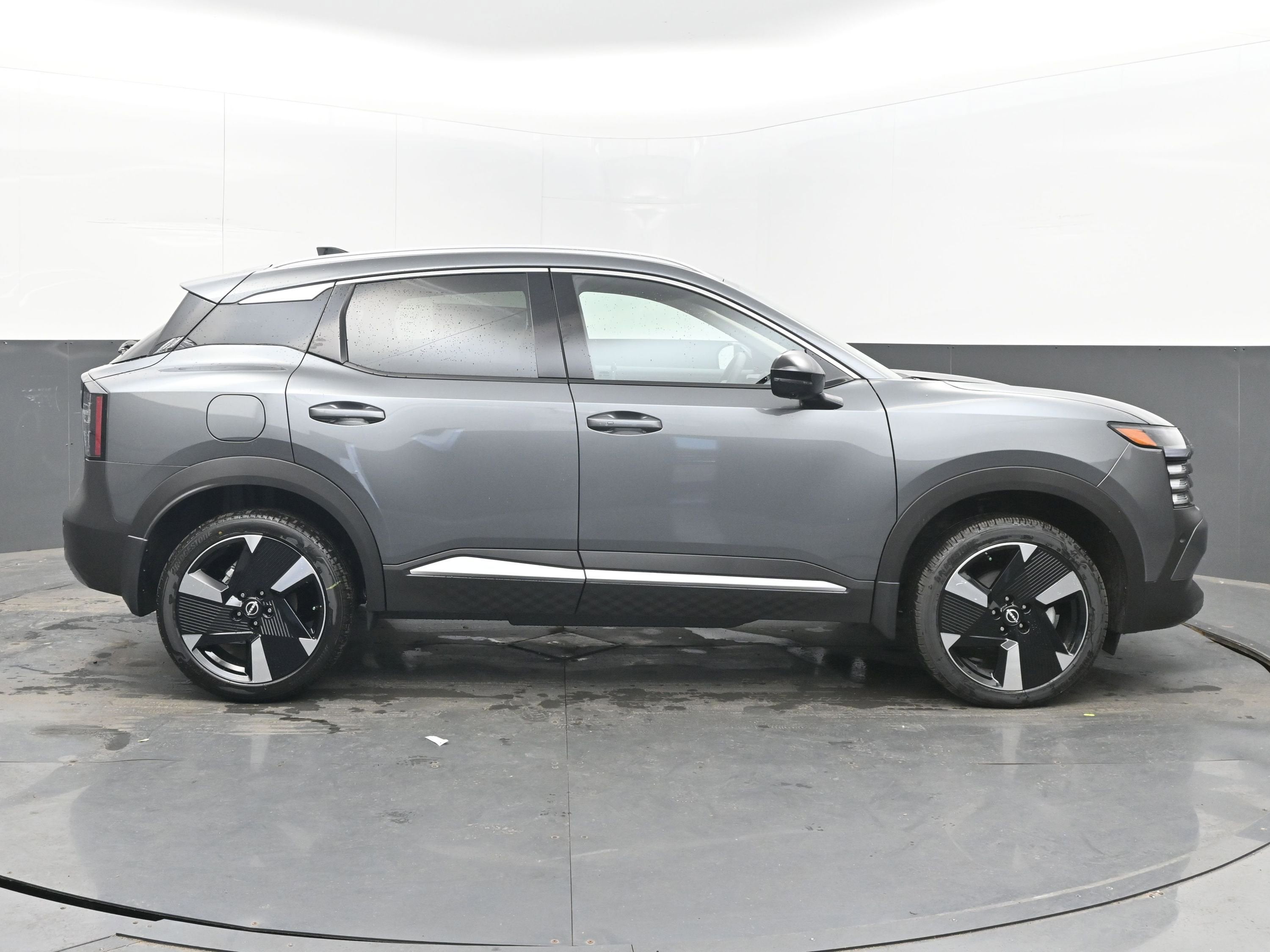 2026 Nissan KICKS SR PREMIUM