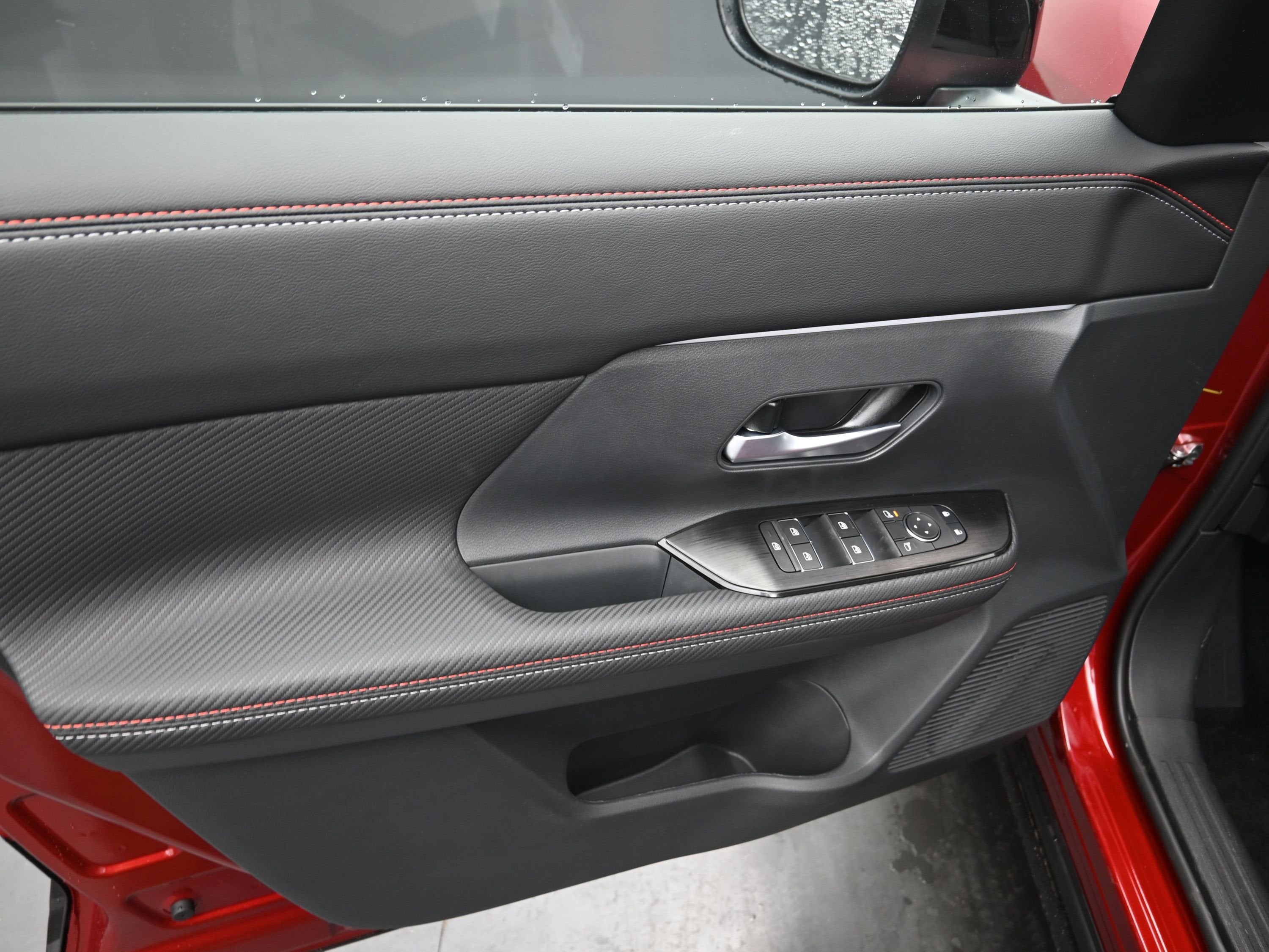 2026 Nissan KICKS SR PREMIUM