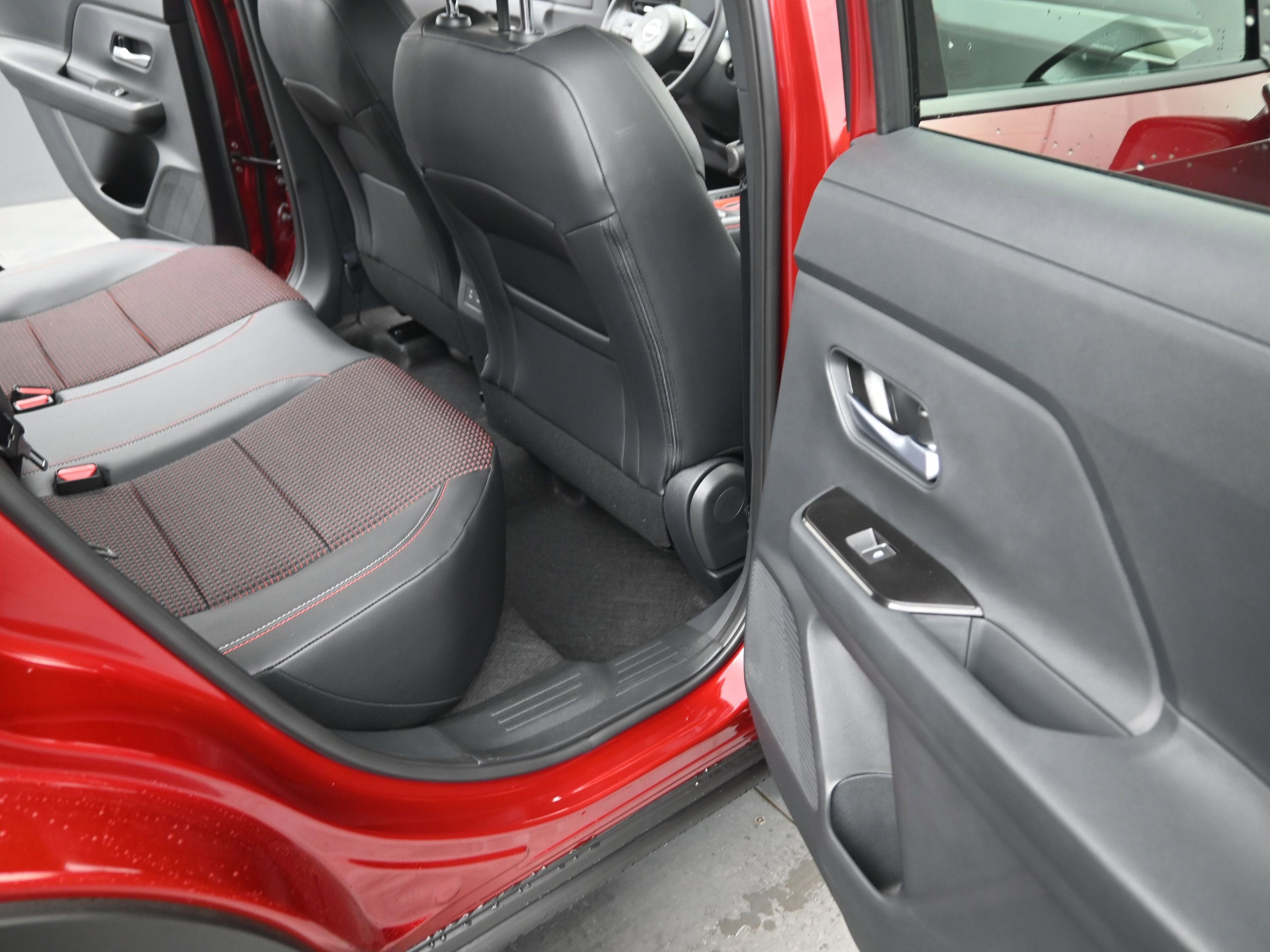 2026 Nissan KICKS SR PREMIUM