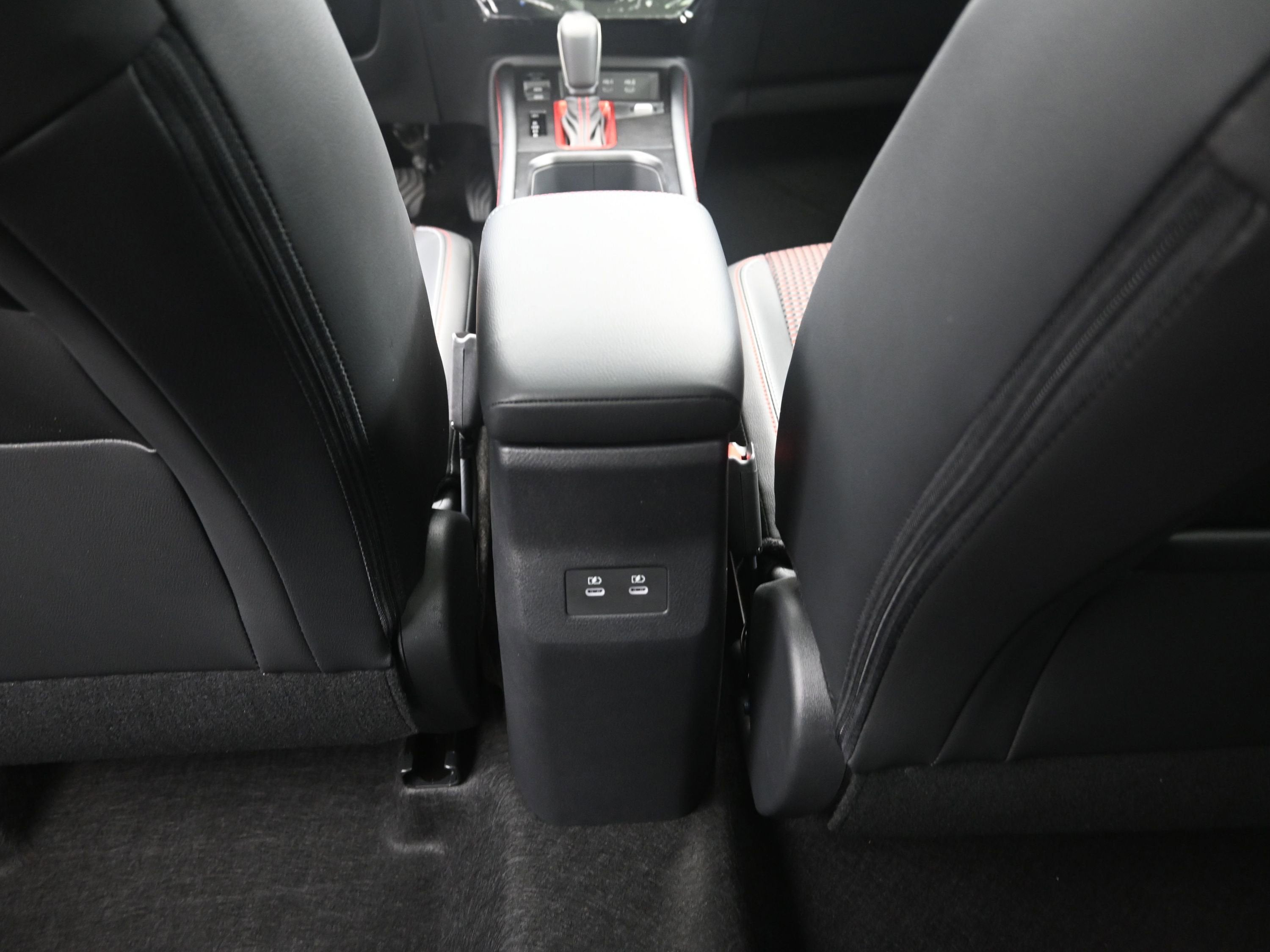 2026 Nissan KICKS SR PREMIUM