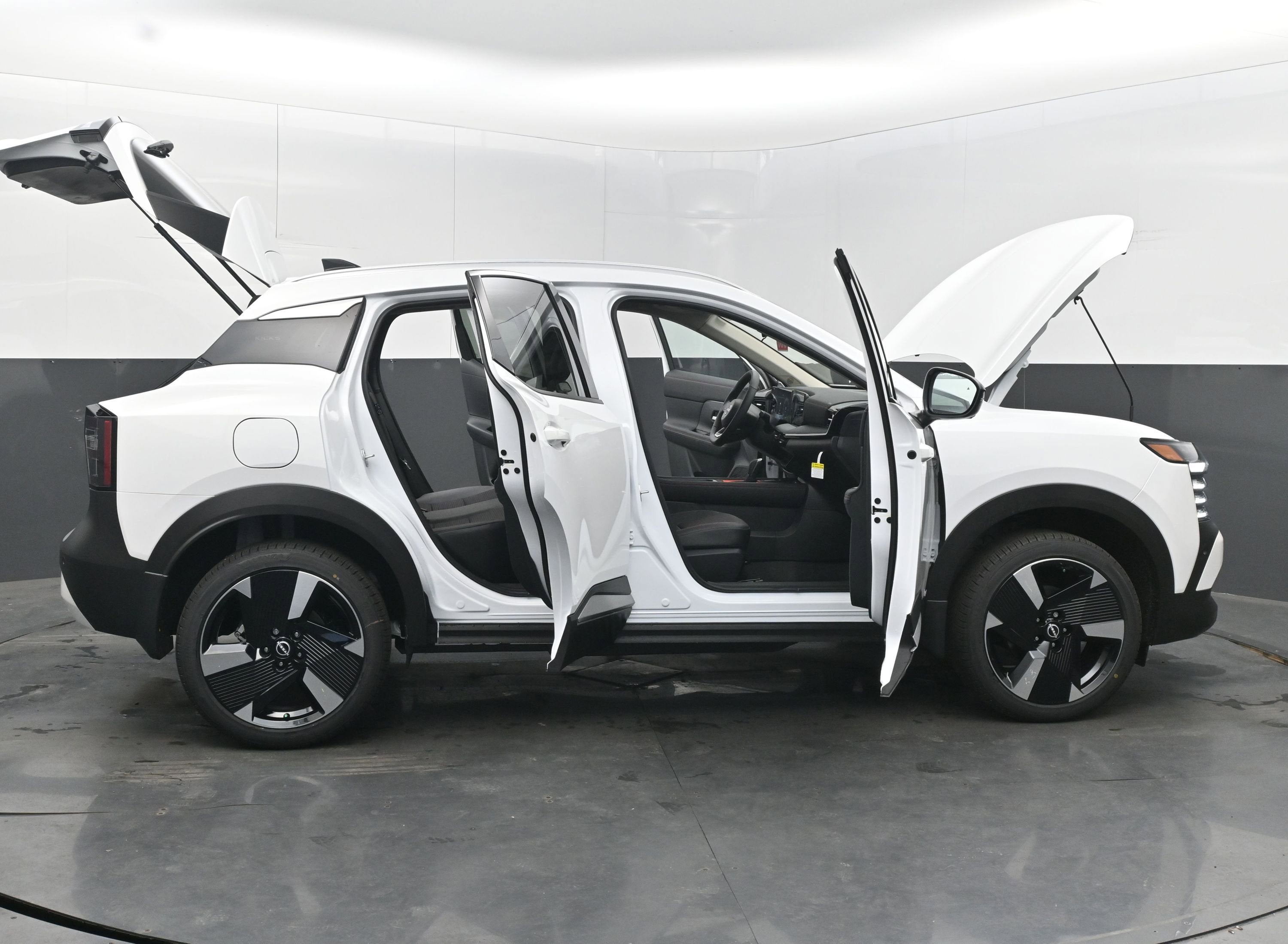 2026 Nissan KICKS SR PREMIUM