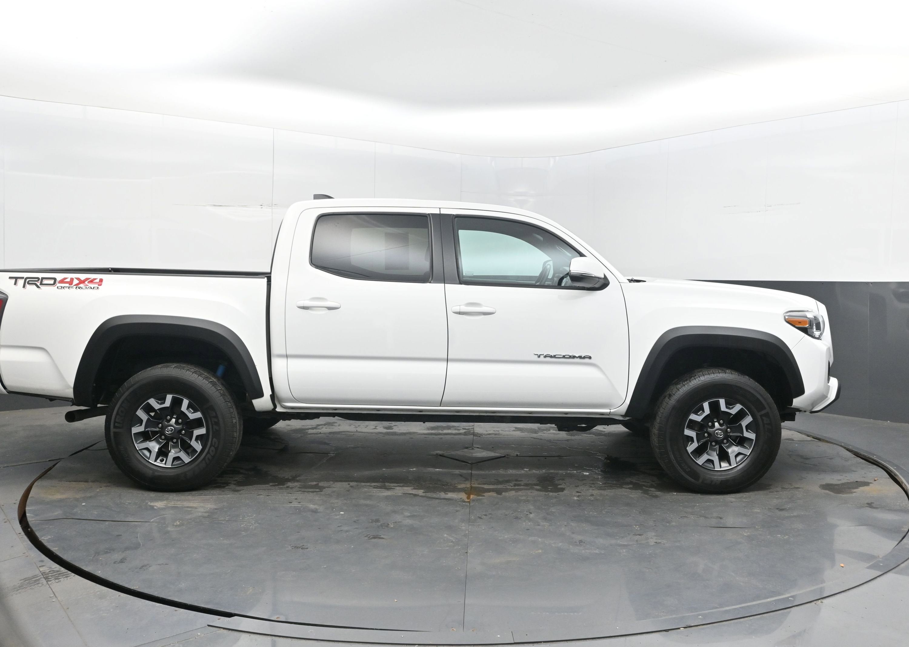 2022 Toyota Tacoma 4WD TRD Off-Road