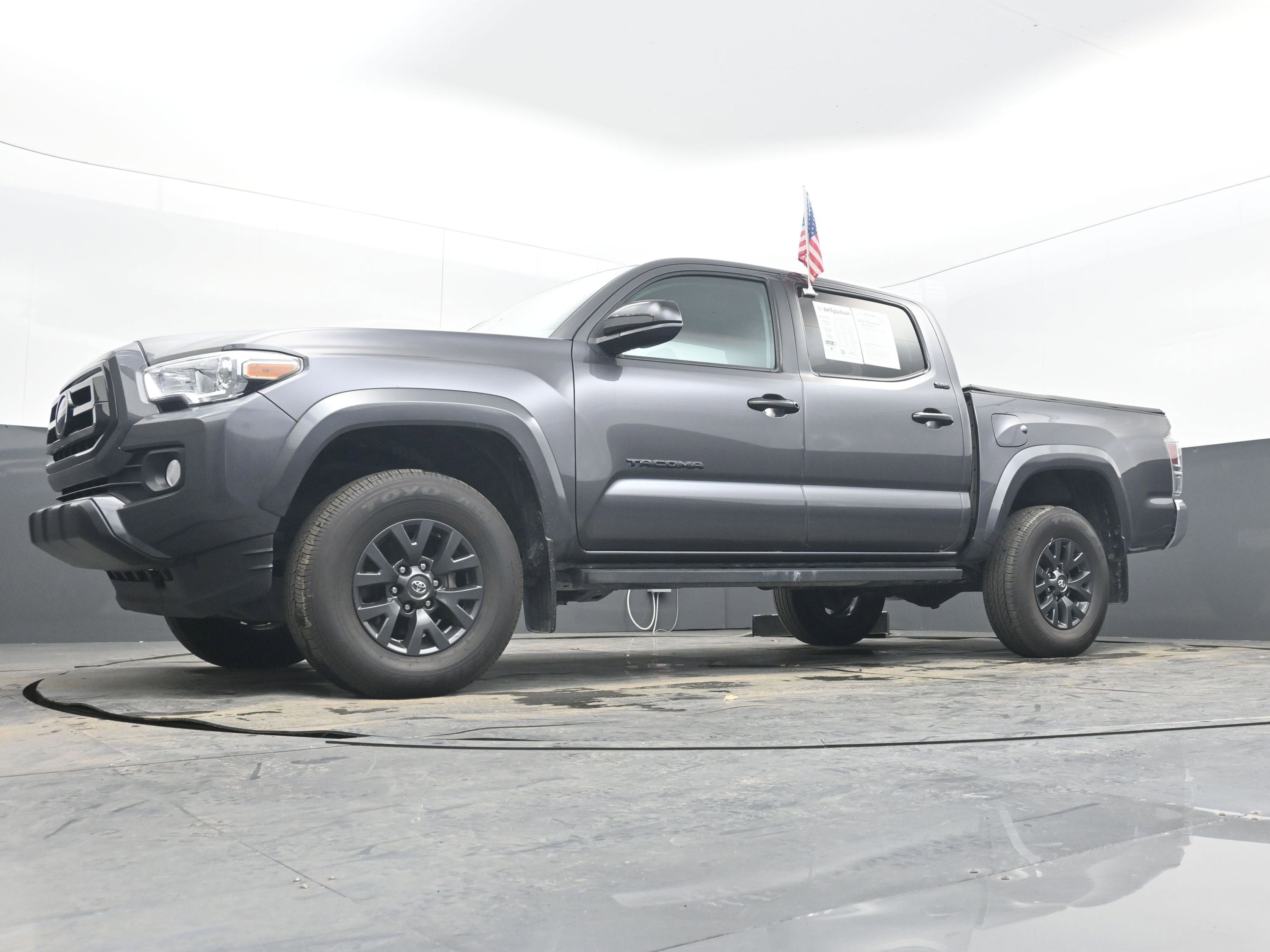 2022 Toyota Tacoma 2WD SR5