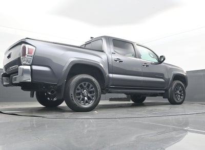 2022 Toyota Tacoma 2WD SR5