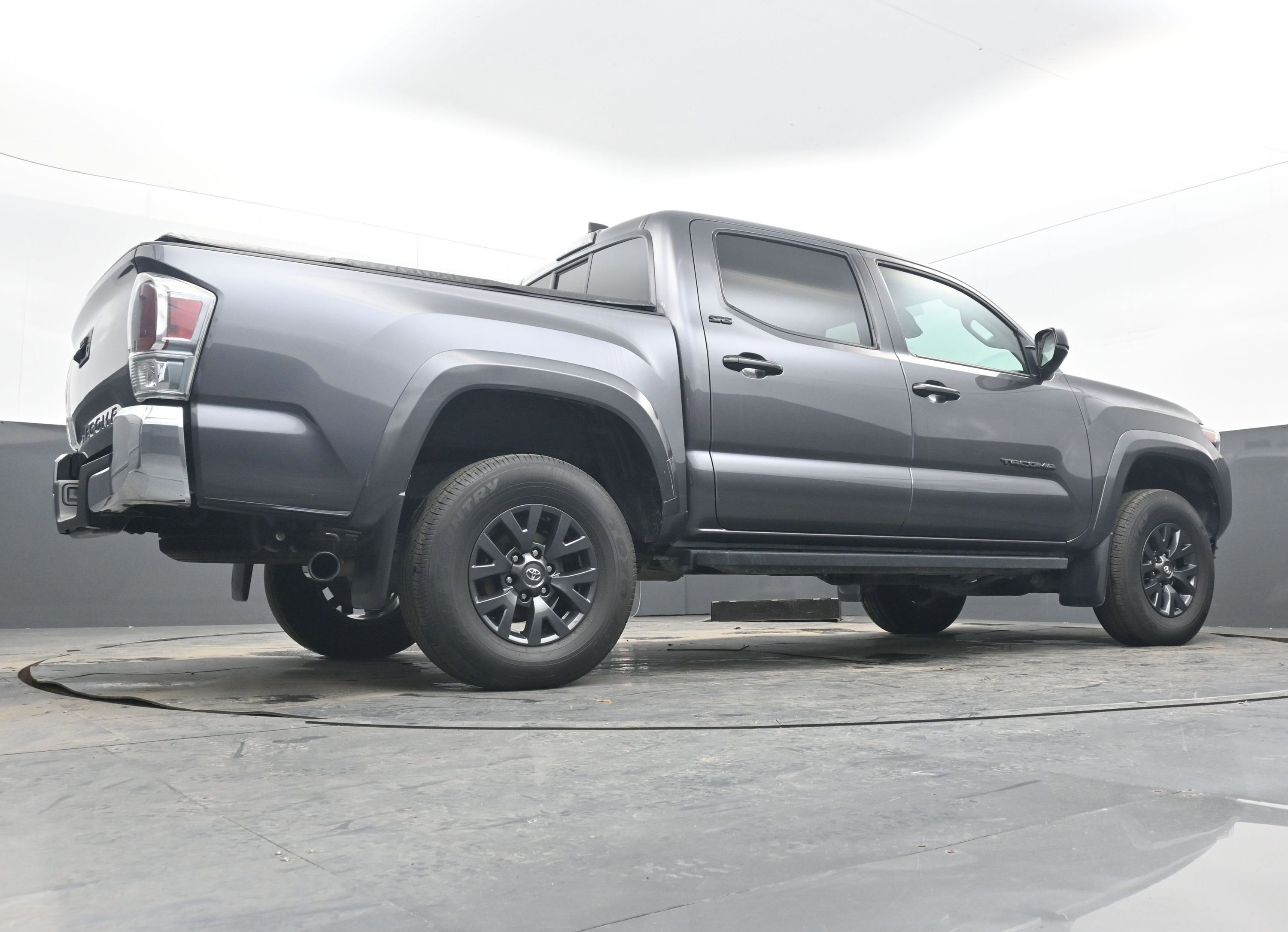 2022 Toyota Tacoma 2WD SR5