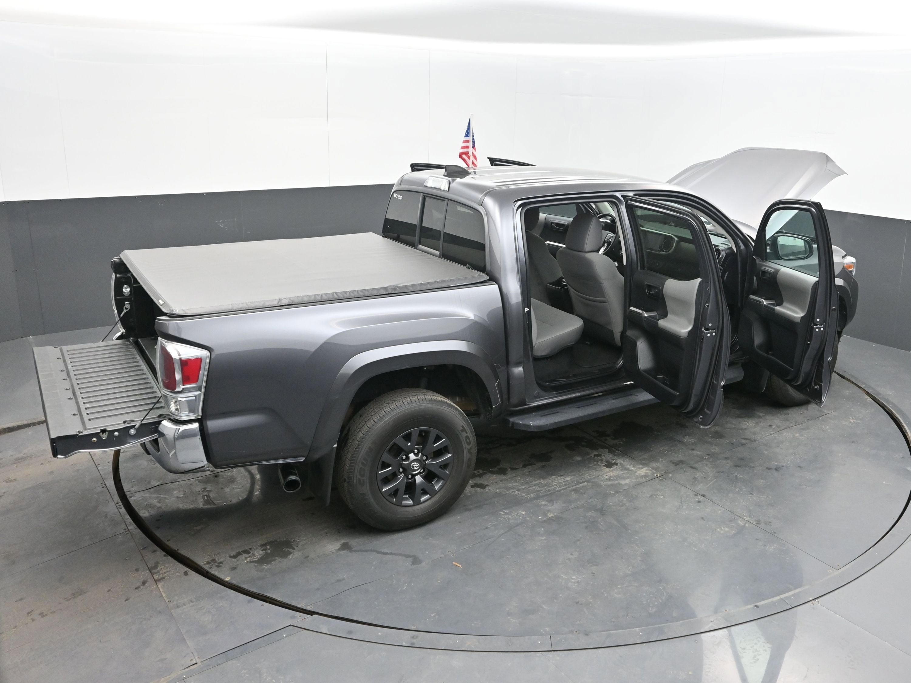 2022 Toyota Tacoma 2WD SR5