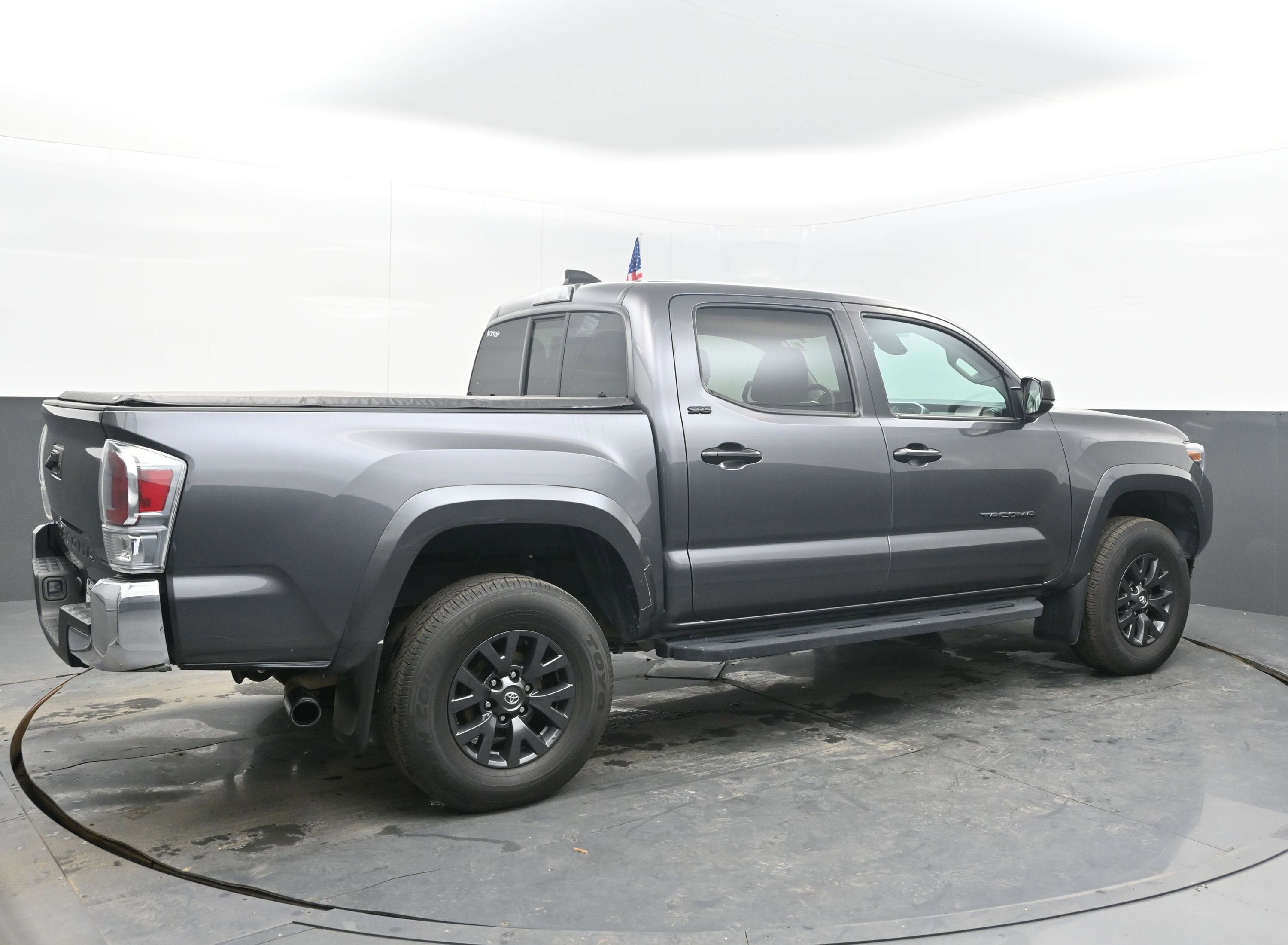 2022 Toyota Tacoma 2WD SR5