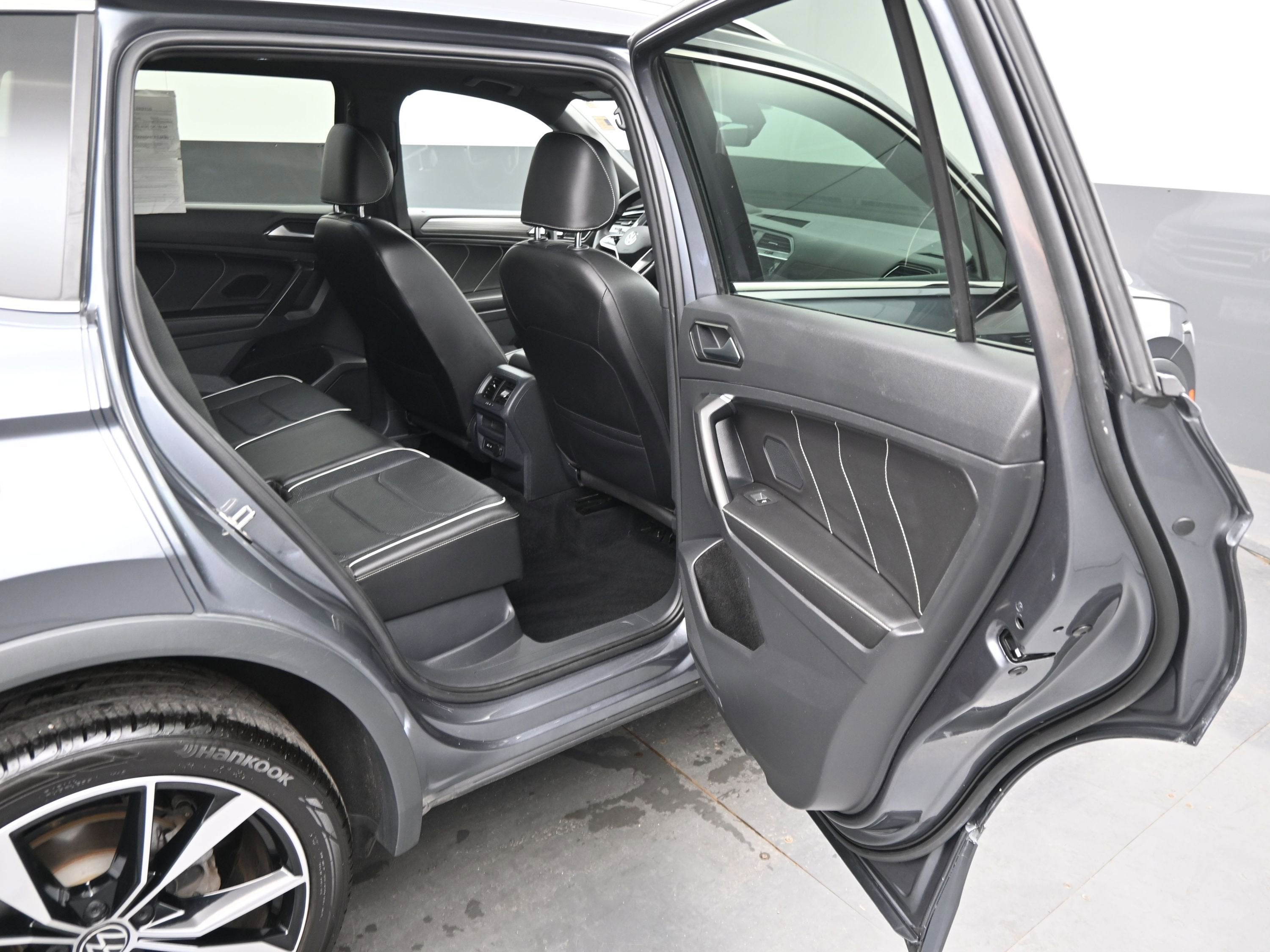 2022 Volkswagen Tiguan SEL R-Line