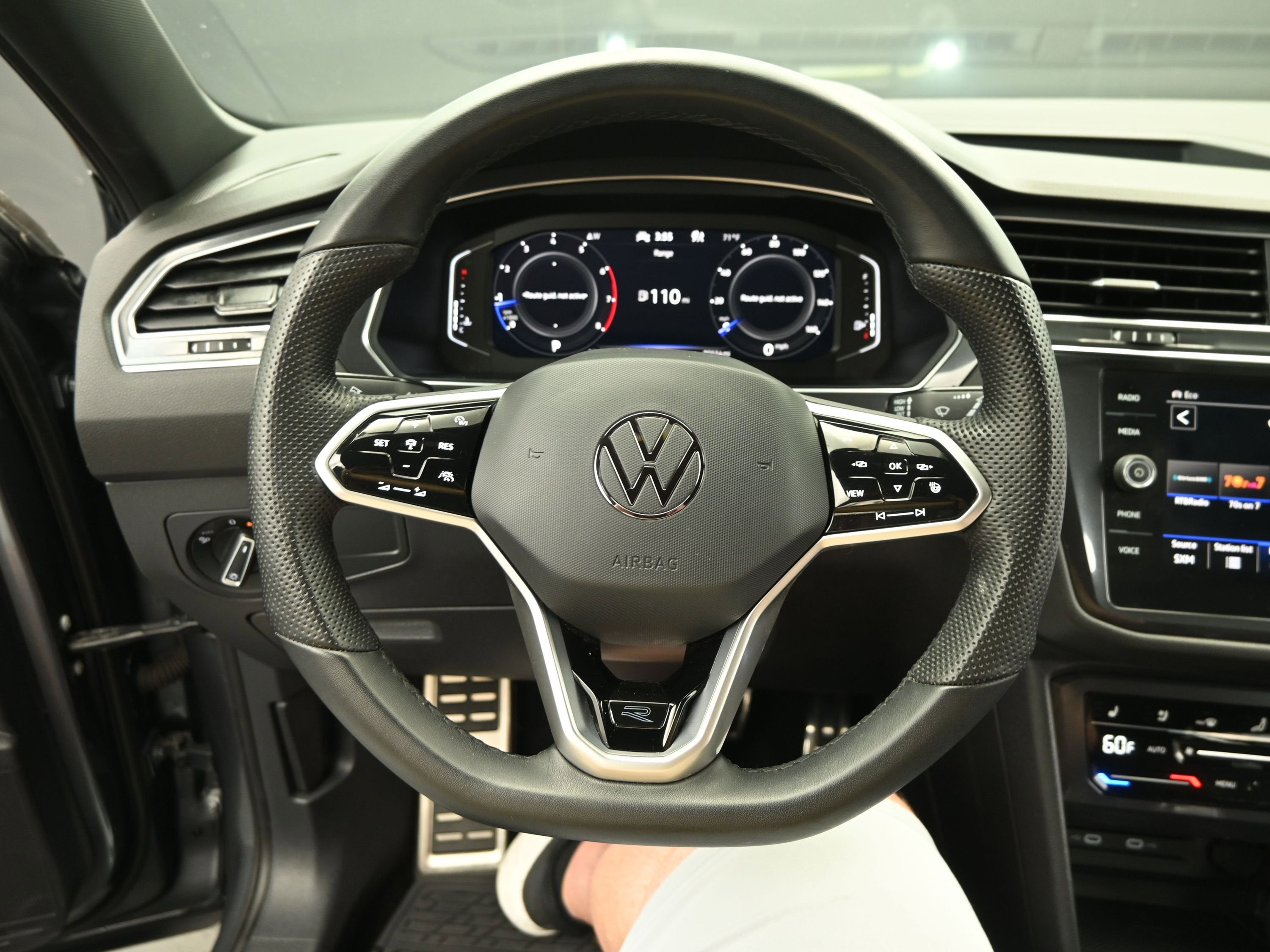2022 Volkswagen Tiguan SEL R-Line