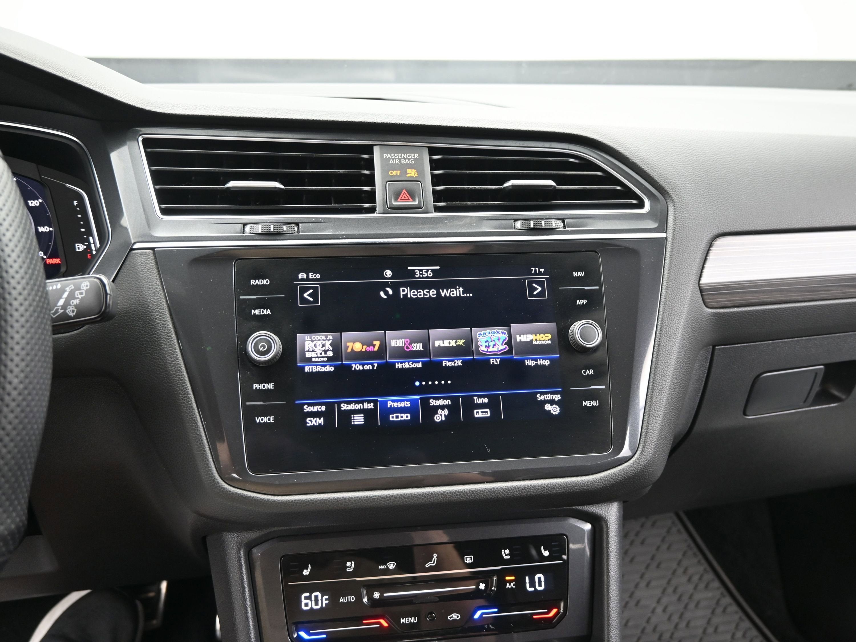 2022 Volkswagen Tiguan SEL R-Line