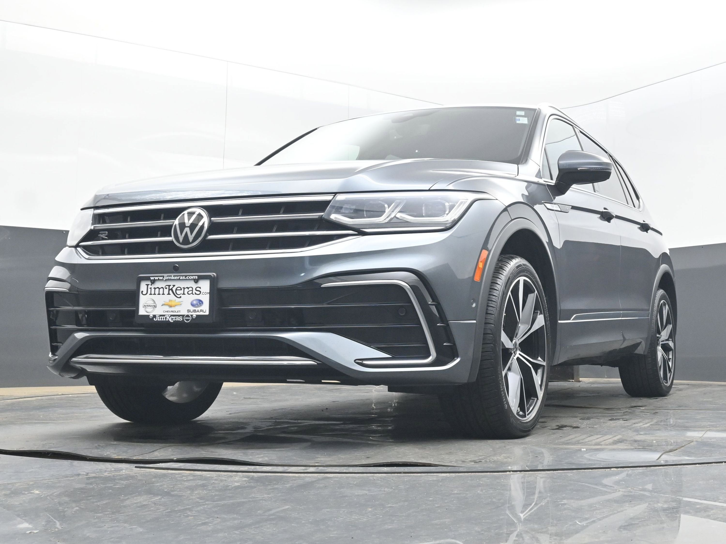 2022 Volkswagen Tiguan SEL R-Line
